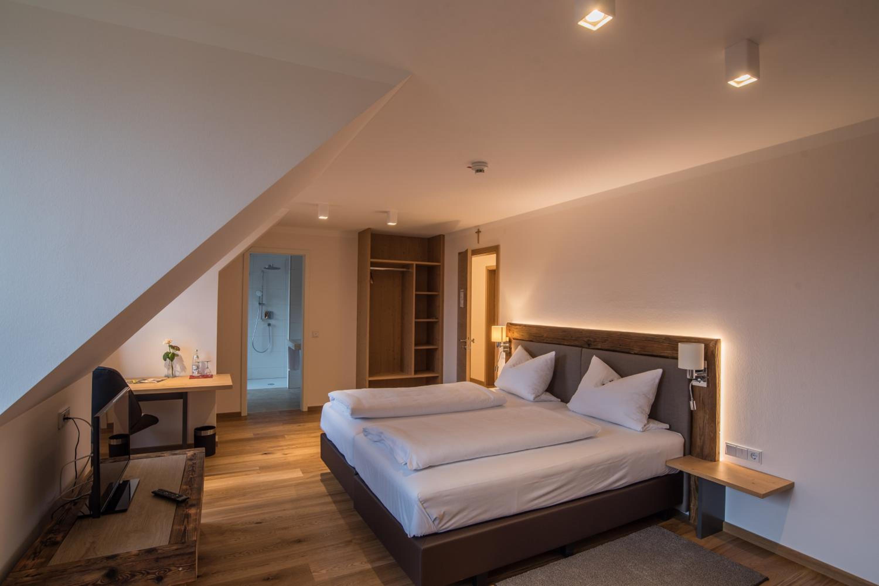 Superior Queen Room