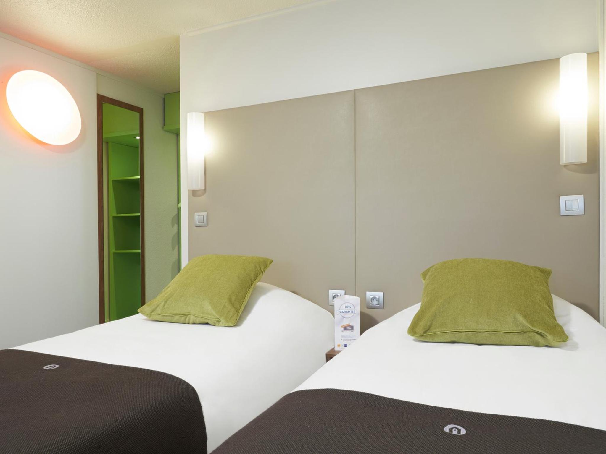 Twin Room - Photo 1