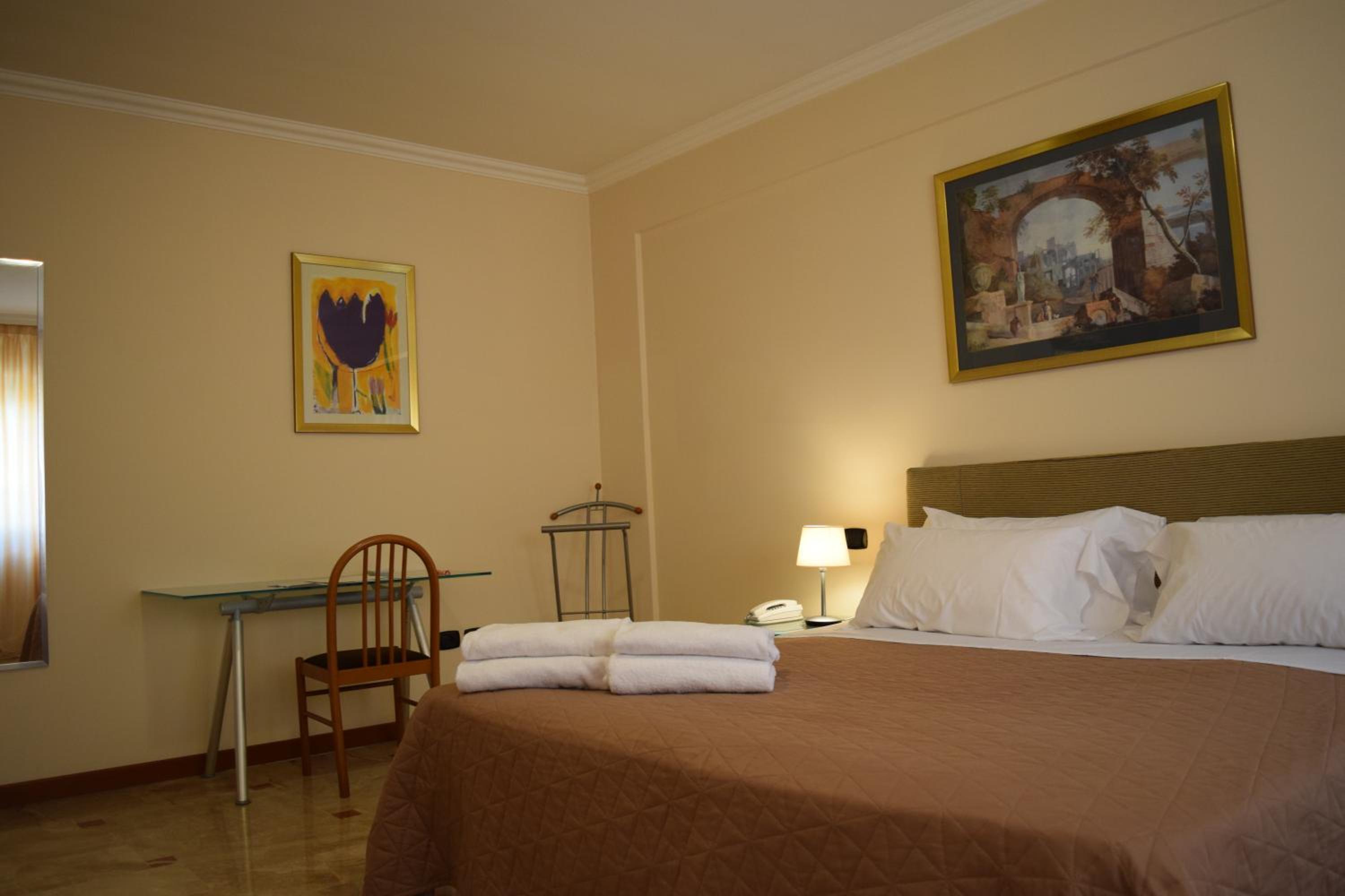 Twin Room photo 1