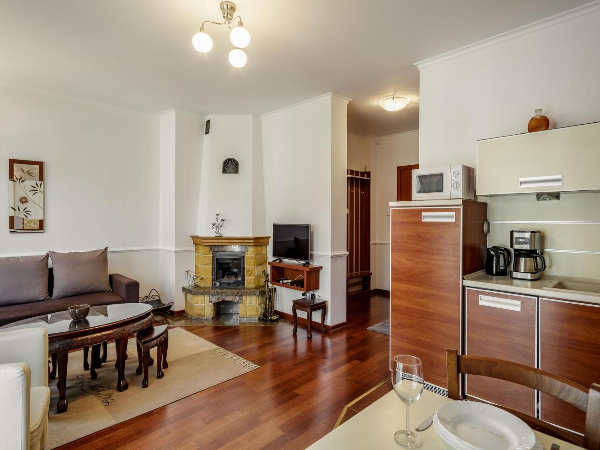 One-Bedroom Apartment with Terrace