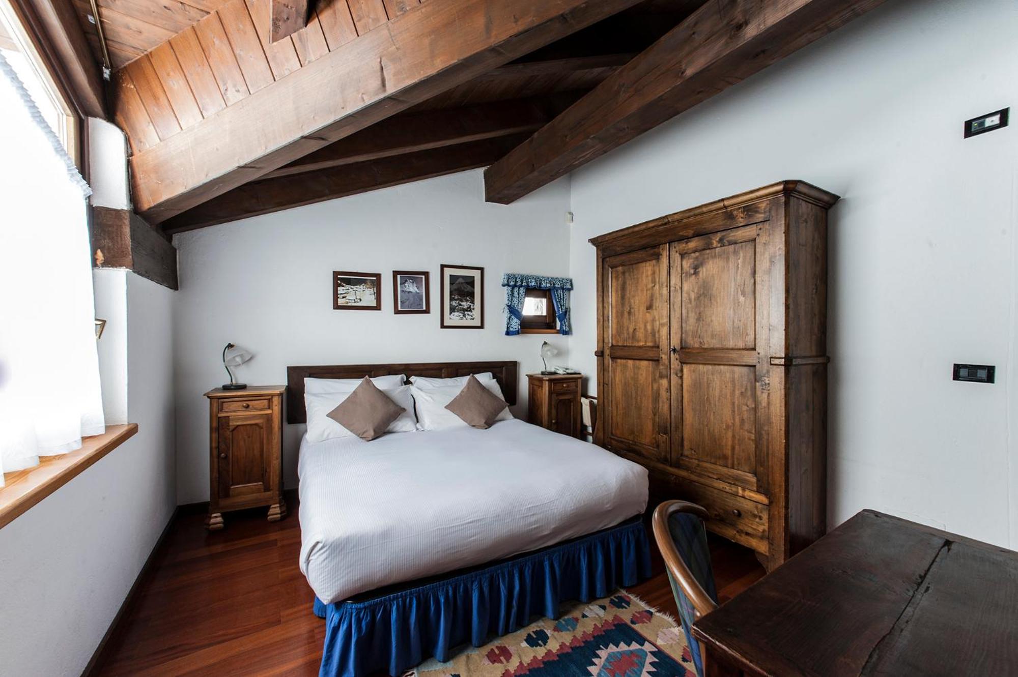 Double Room with Mountain View photo 1