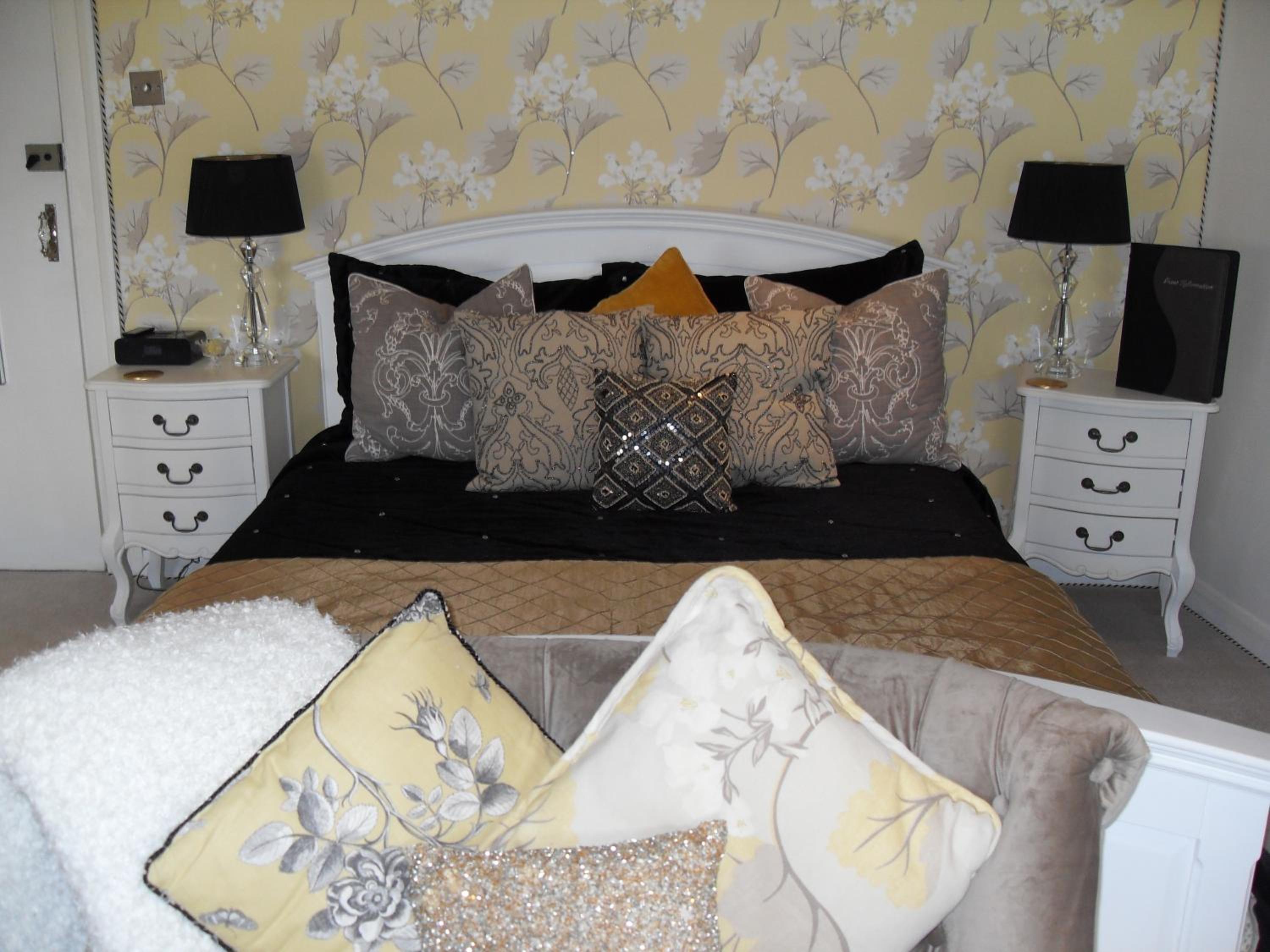 Superior King-Size Room photo 2