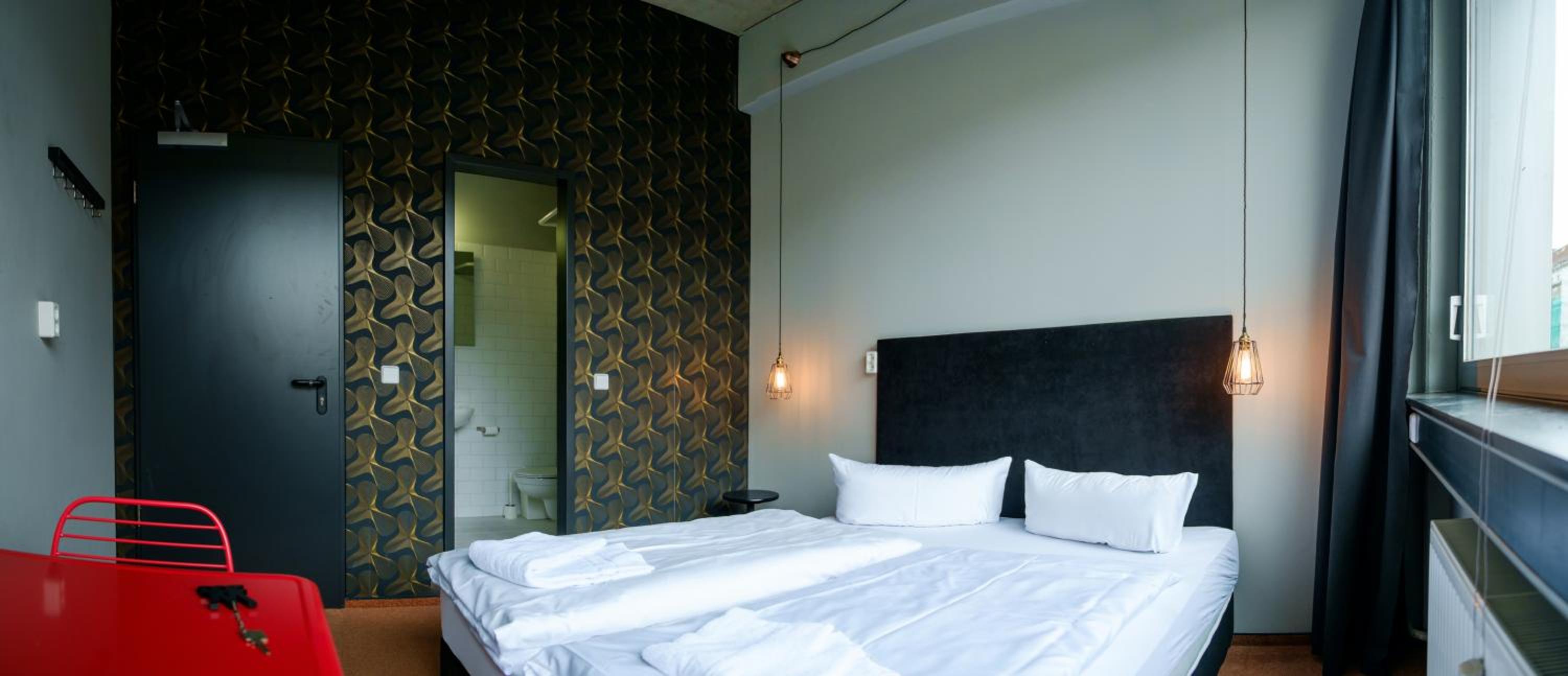 Double Room With Bathroom photo 1