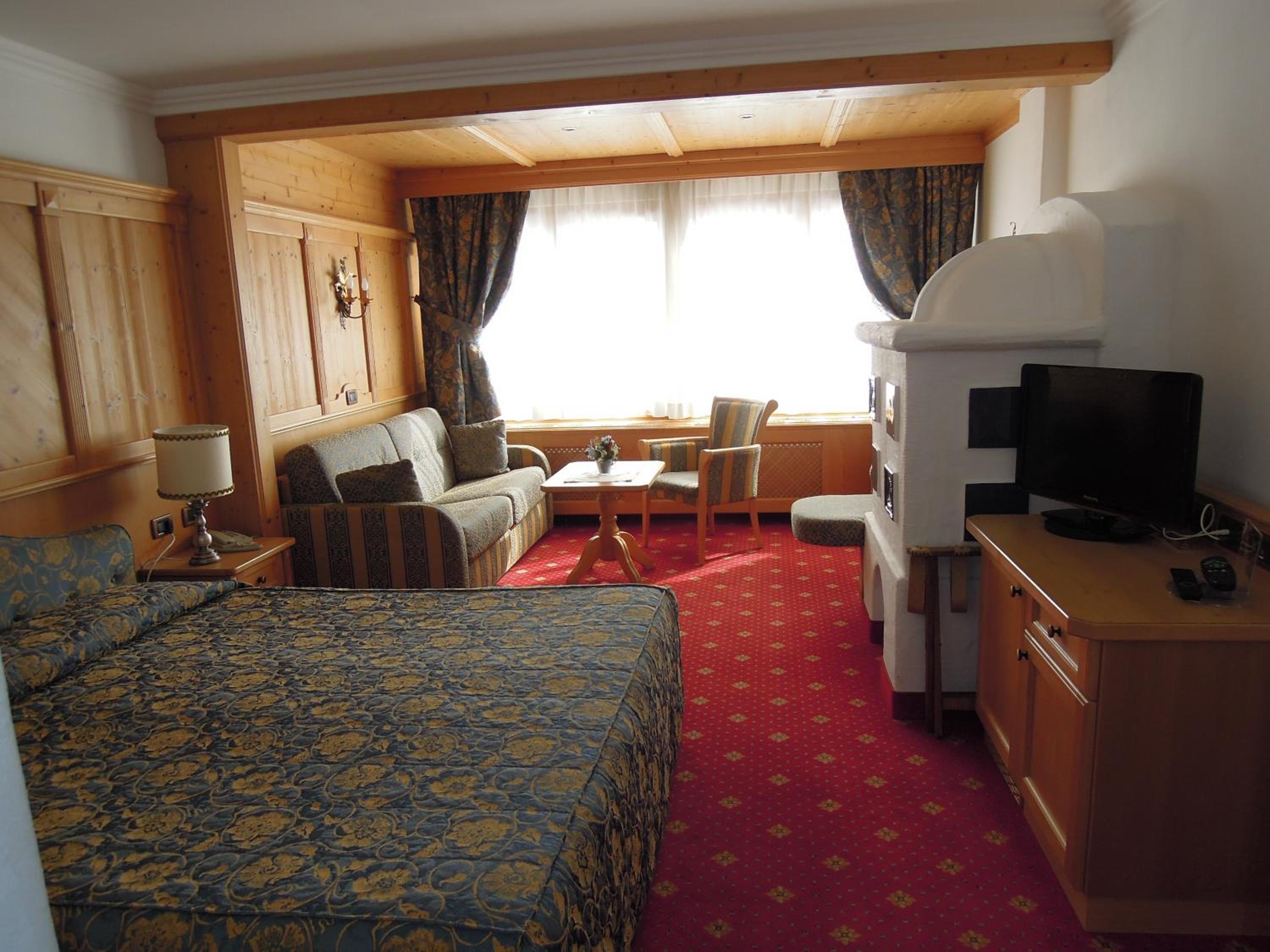 Superior Double or Twin Room photo 3