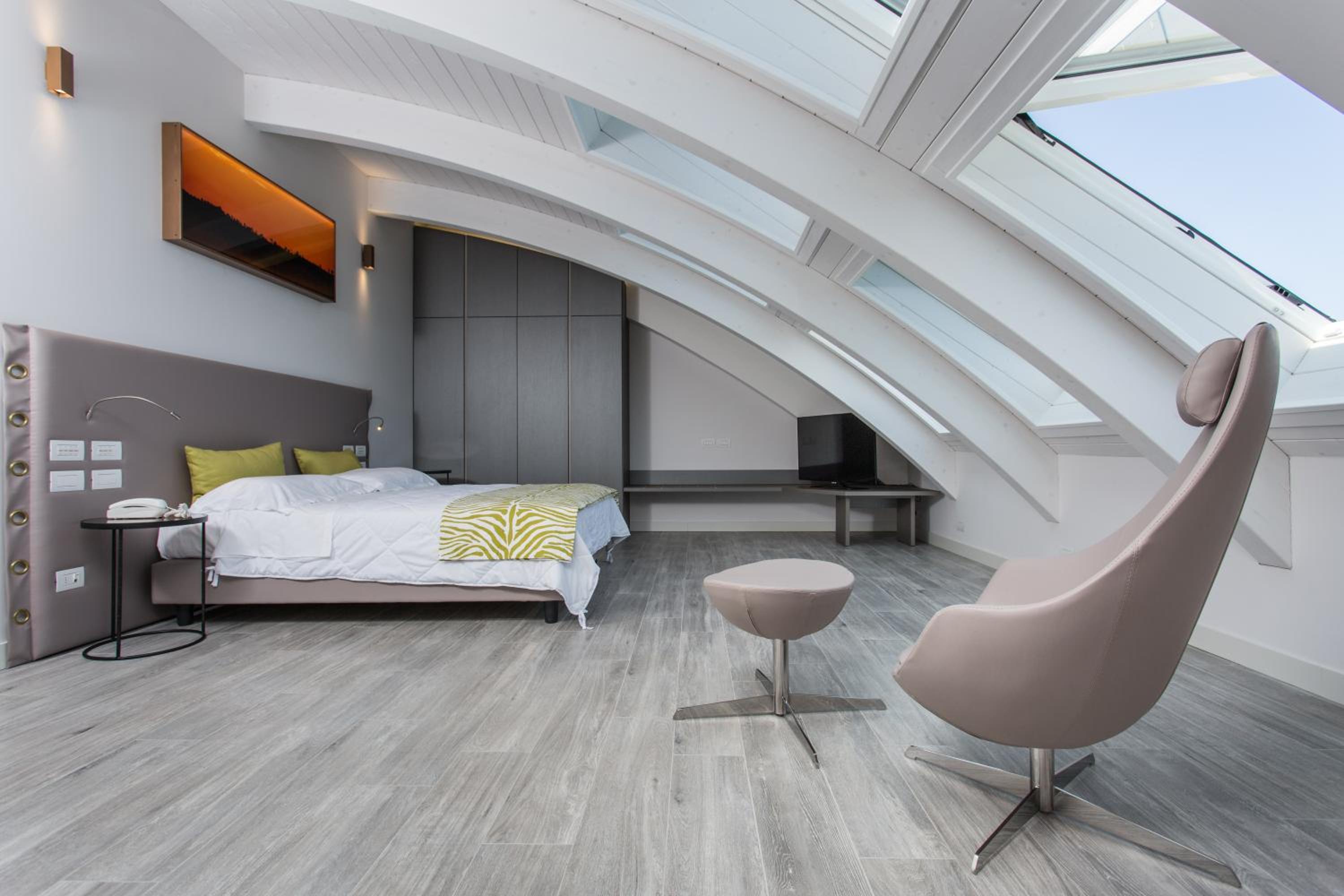 Queen Suite with Sea View - Photo 1