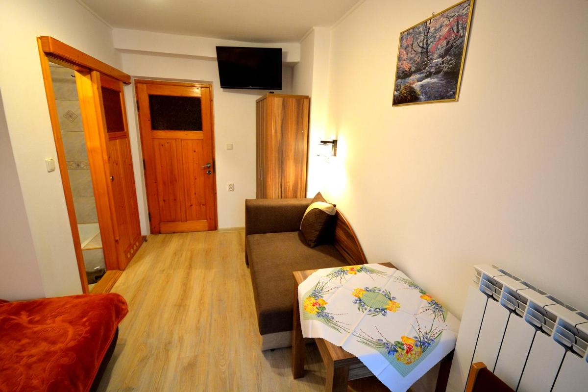 Economy Double Room photo 2