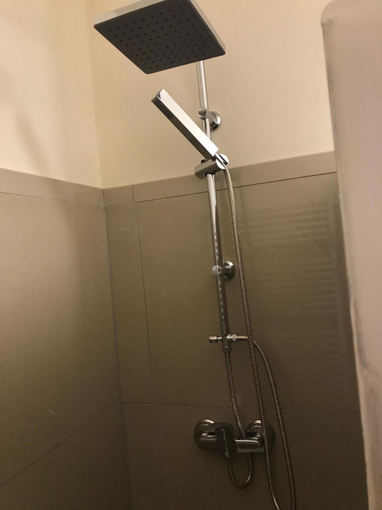 Double or Twin Room with Bathroom - Photo 16