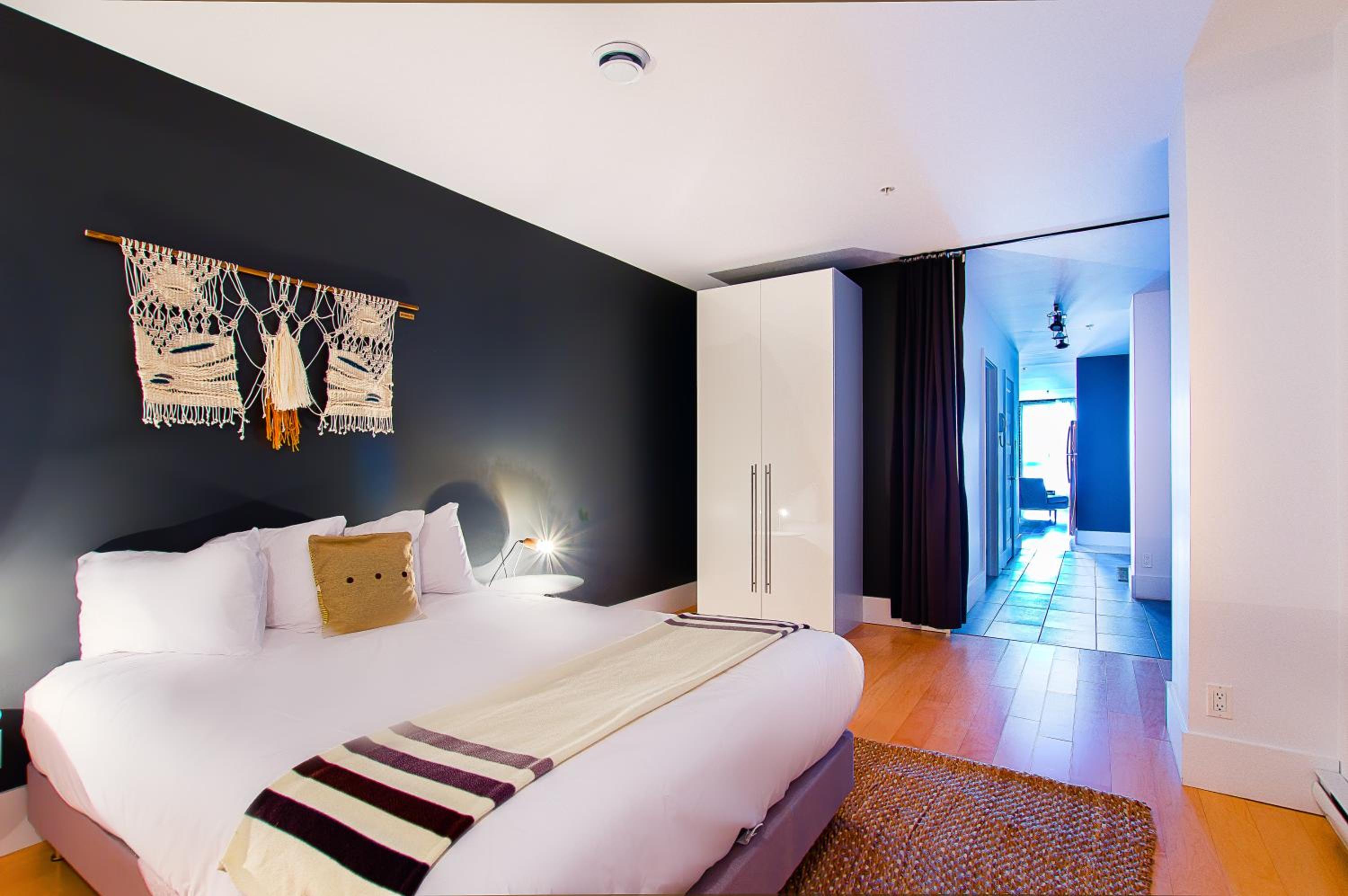 Two-Bedroom Apartment with Bunk Bed 203