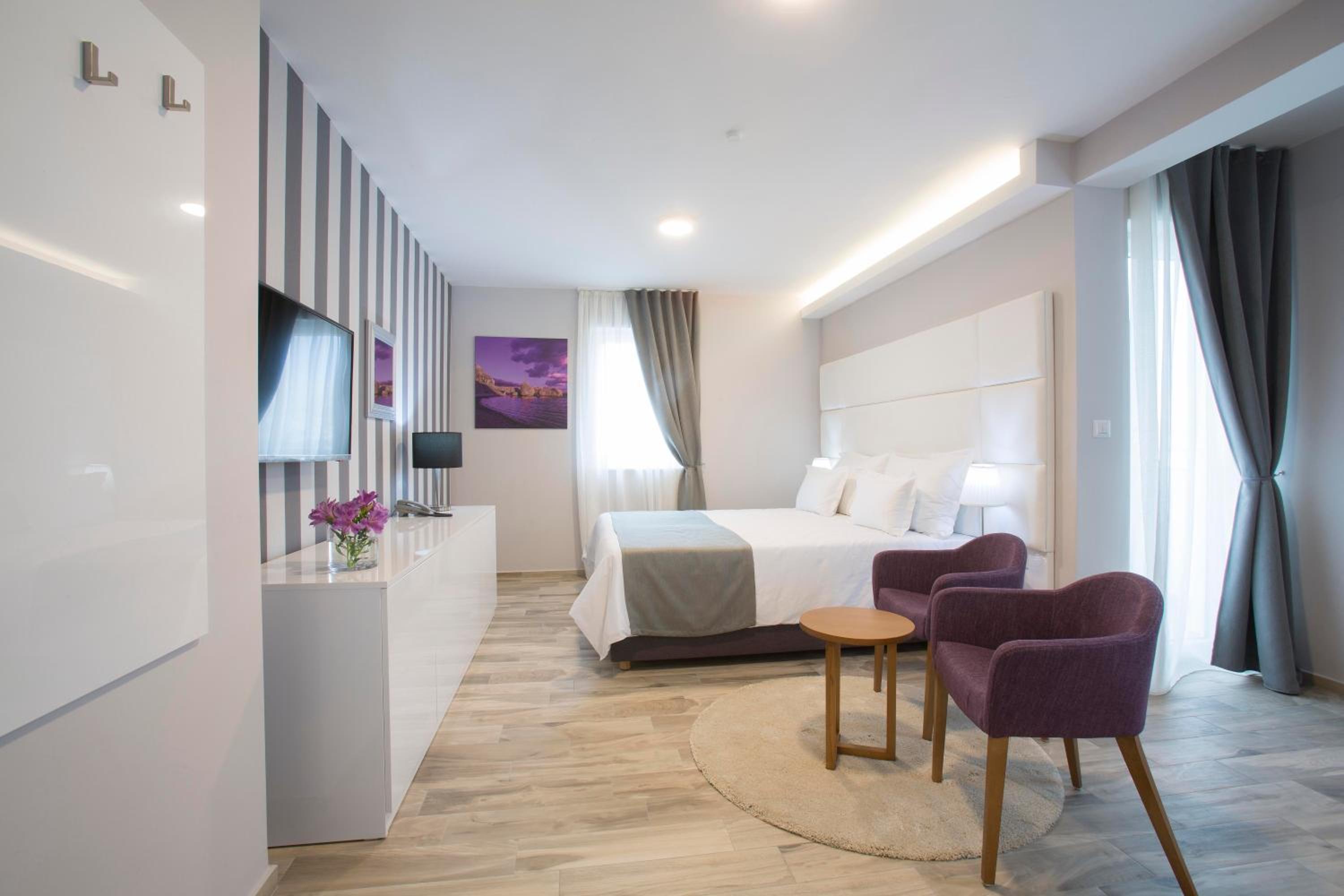 Superior Double or Twin Room with Terrace - Photo 1