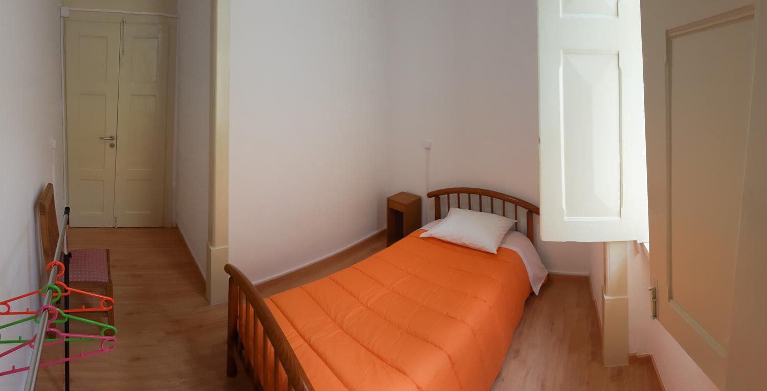 Standard Single Room with Shared Bathroom photo 1