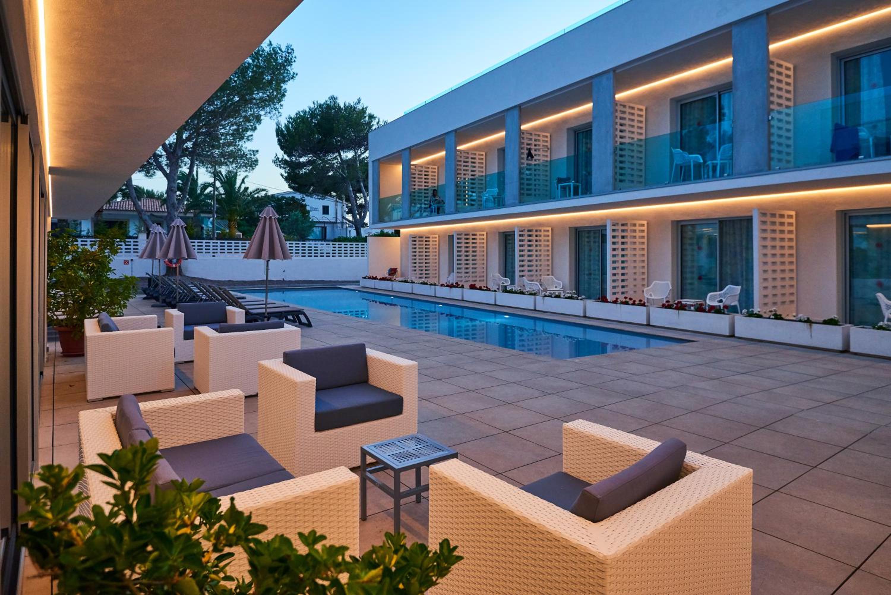 Junior Suite With Garden View - Adults Only