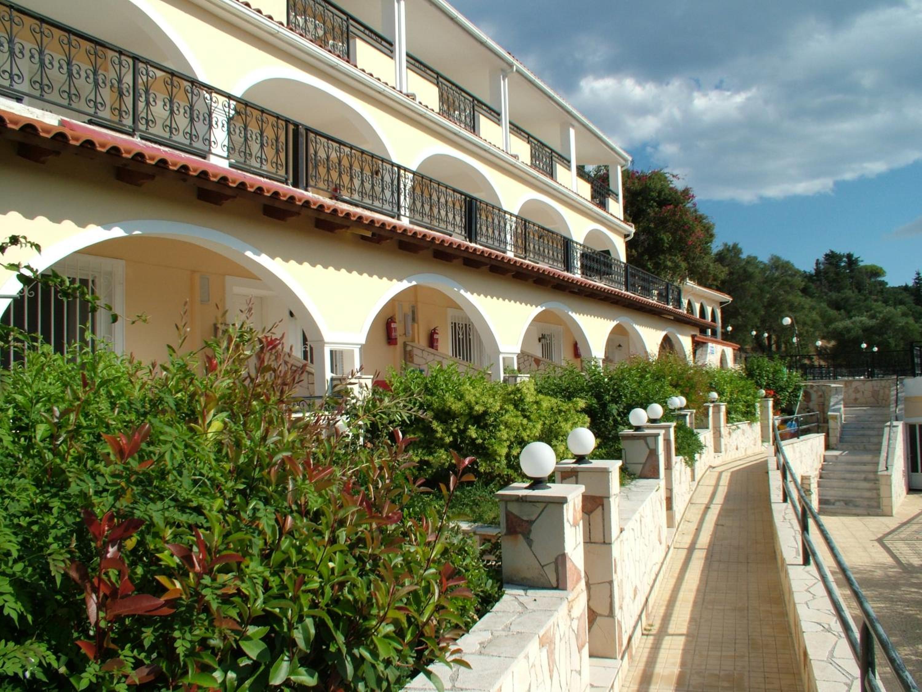 Double Room with Terrace - Photo 4
