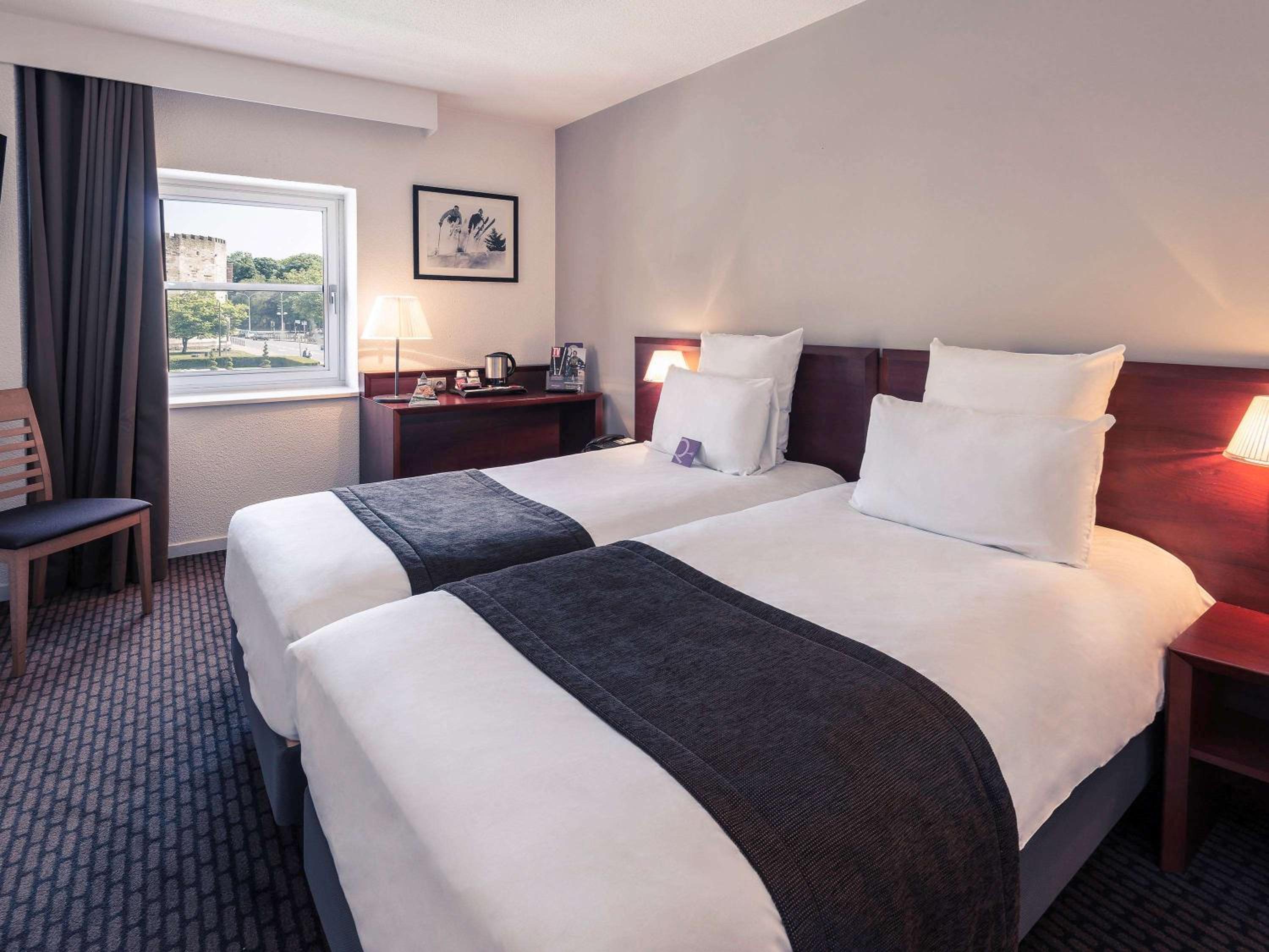 Standard Room with Two Single Beds - Photo 6