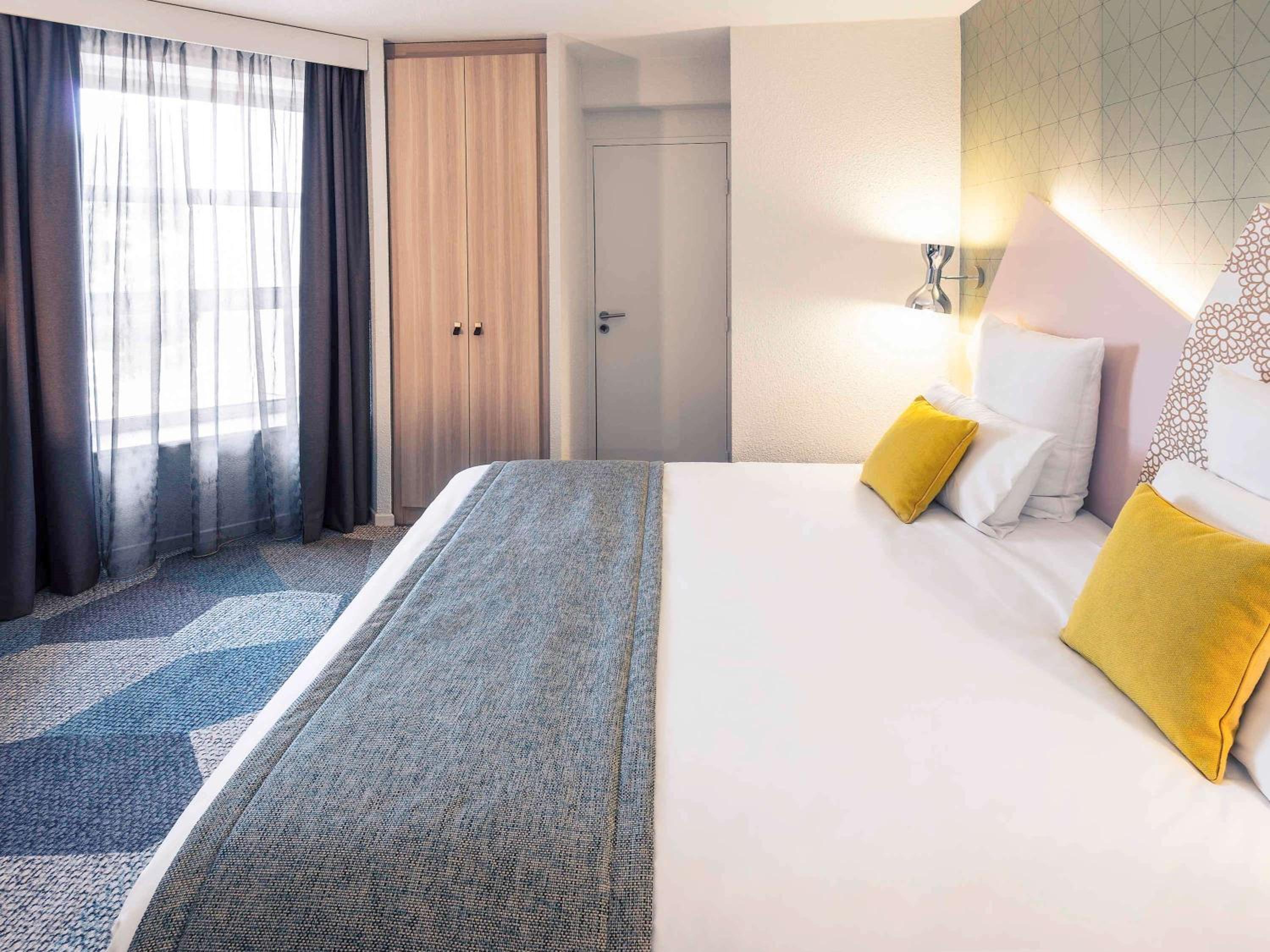 Standard One Double Bed - Photo 8