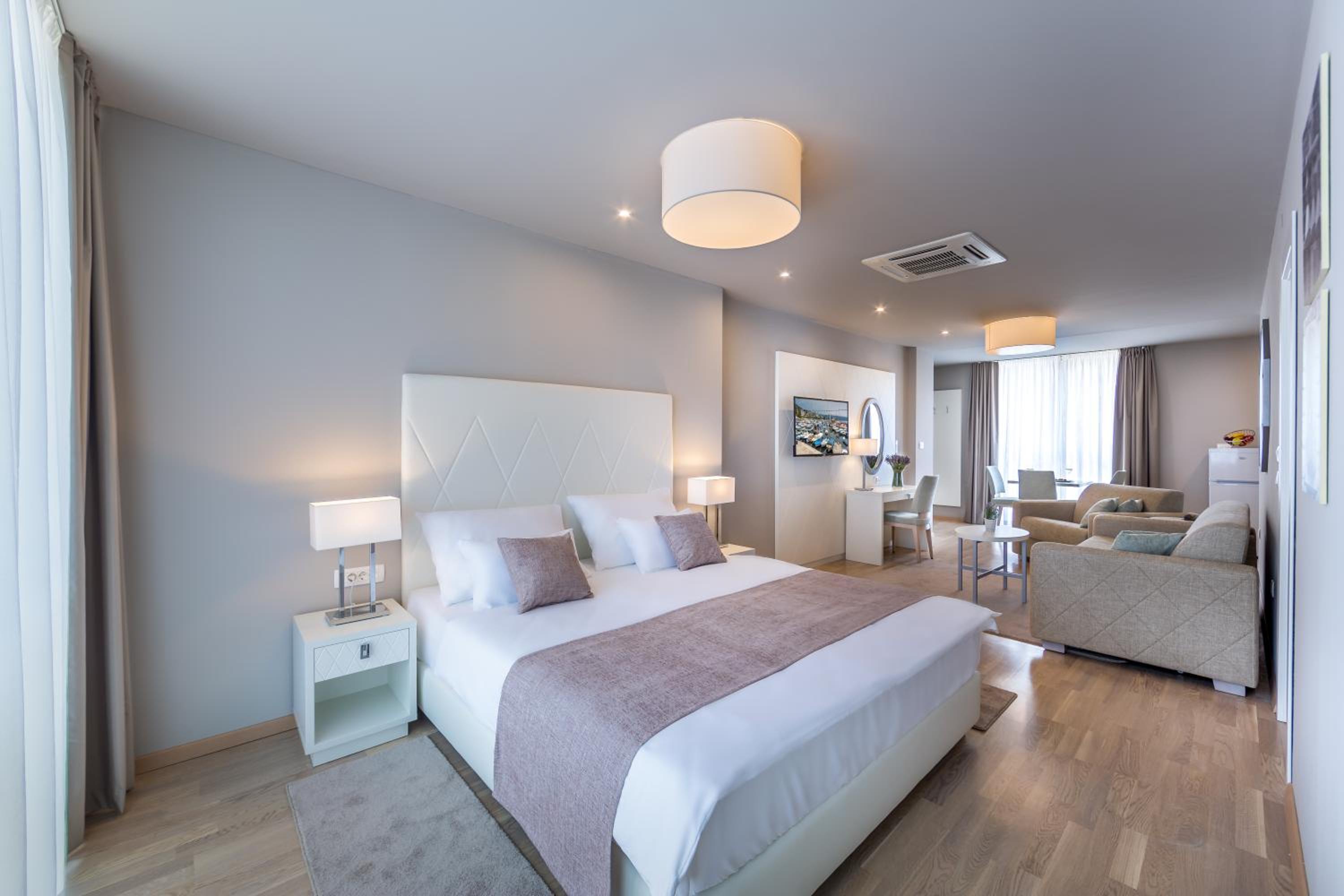 Superior Studio Apartment