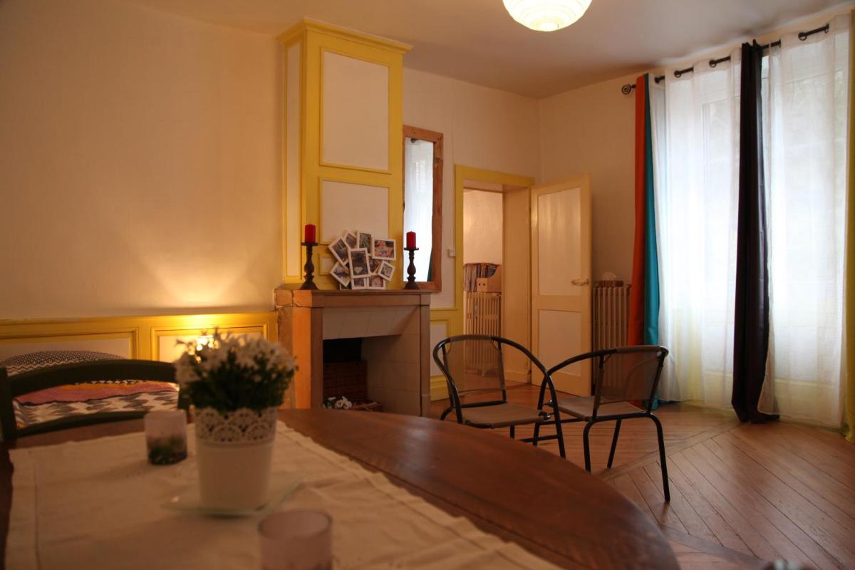 Apartment with Garden View - Photo 6