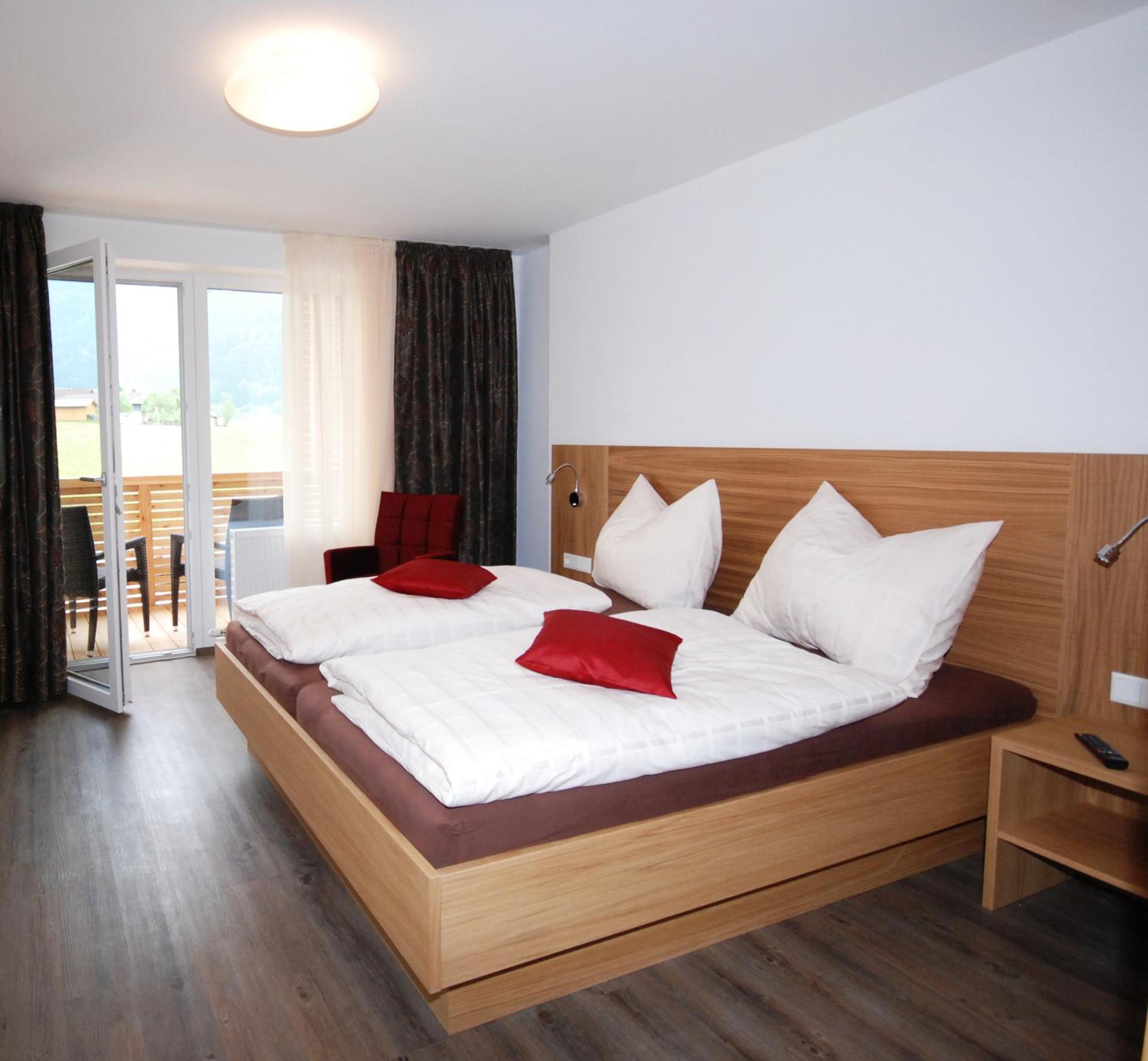 Double Room - Photo 4