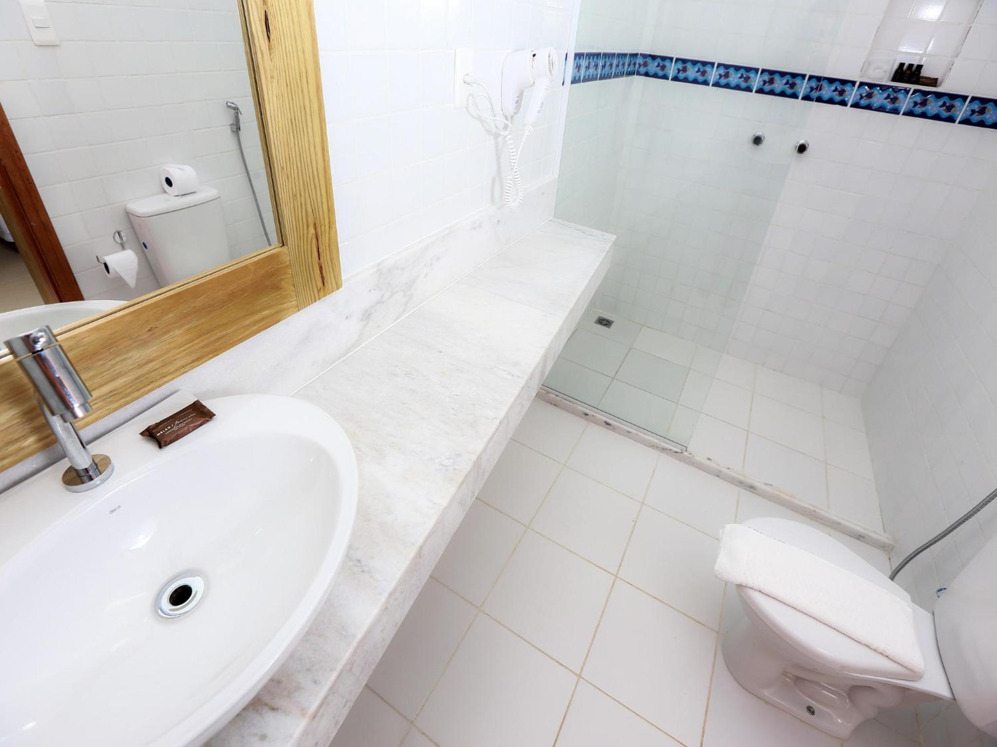 Superior King Suite - Photo 4