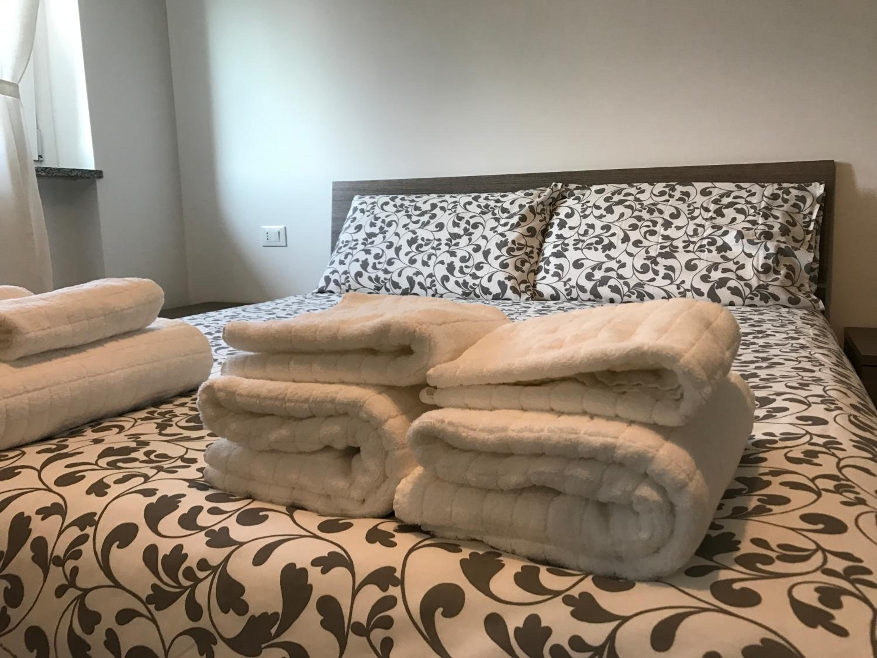 One-Bedroom Apartment - Photo 21