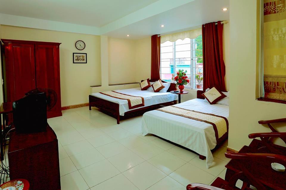 Double or Twin Room with City View