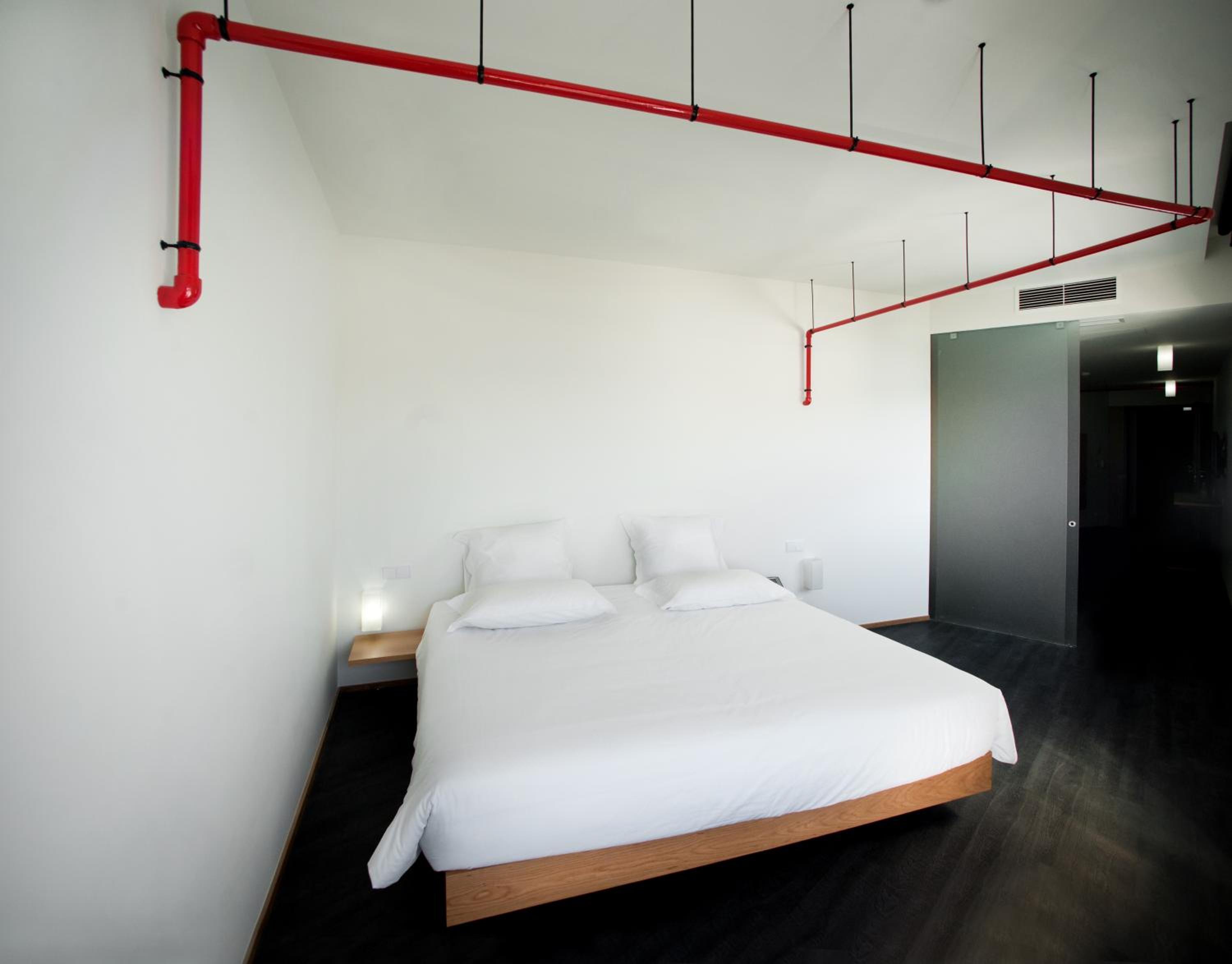 Suite with Spa Access - Photo 4