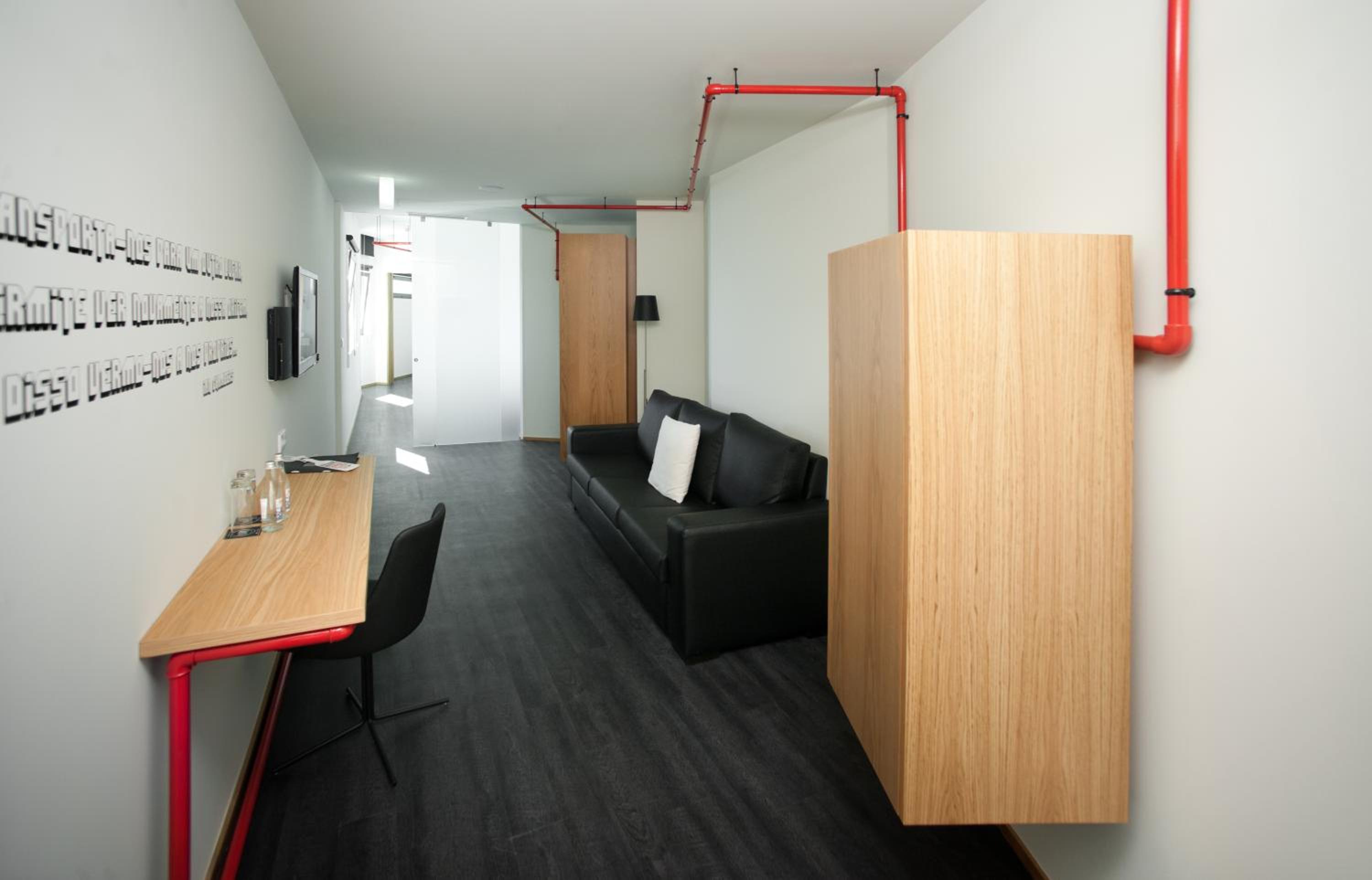 Suite with Spa Access - Photo 5