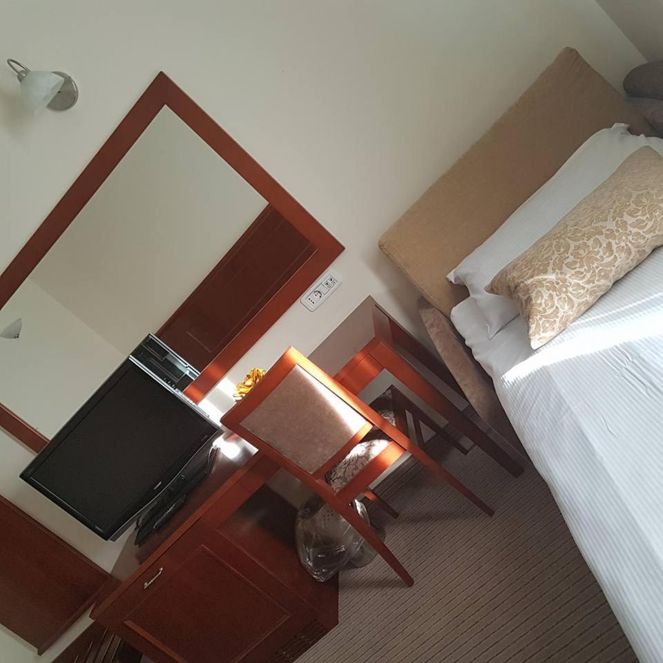 Double Room - Photo 2
