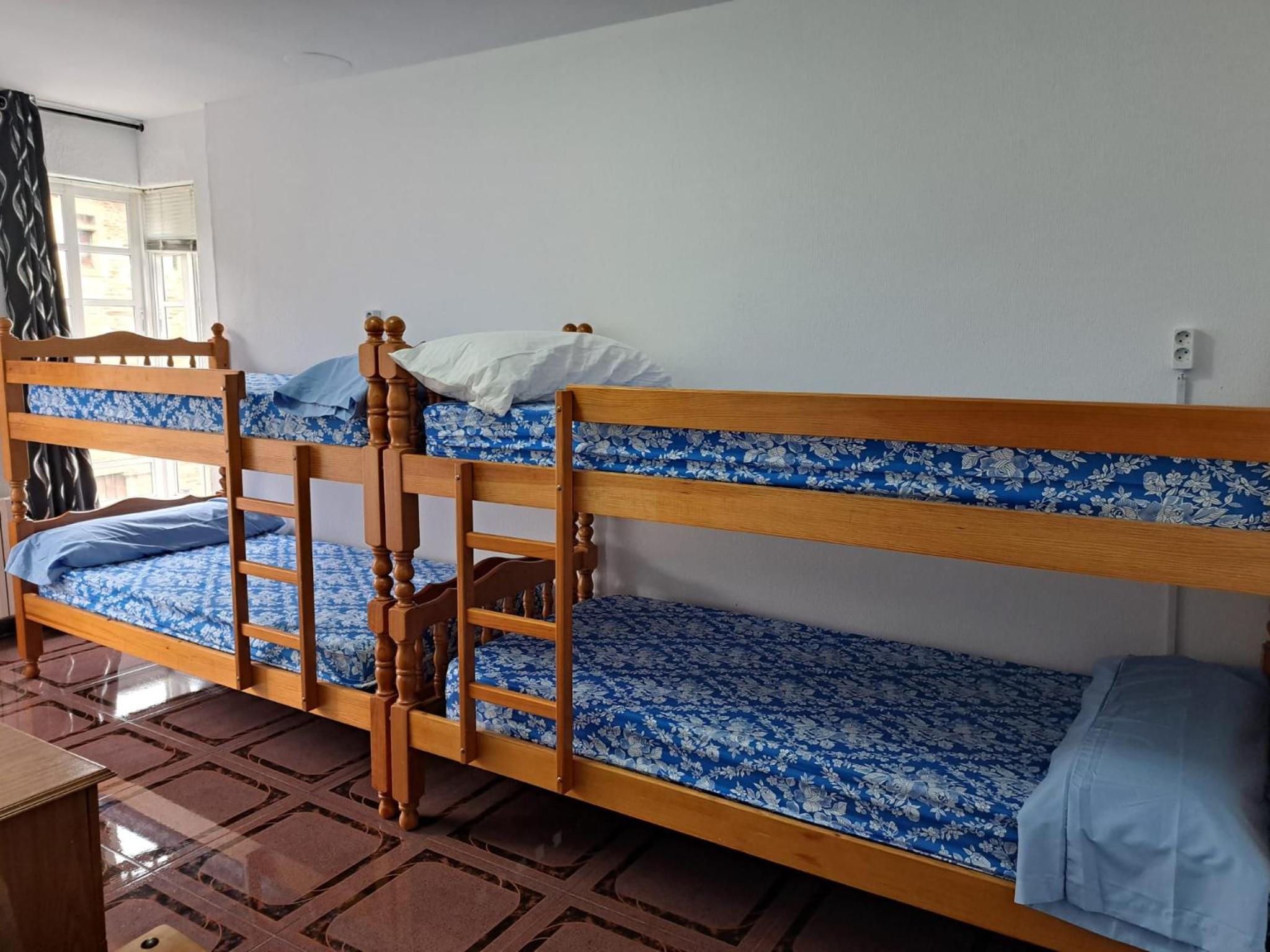 Bunk Bed in Mixed Dormitory Room