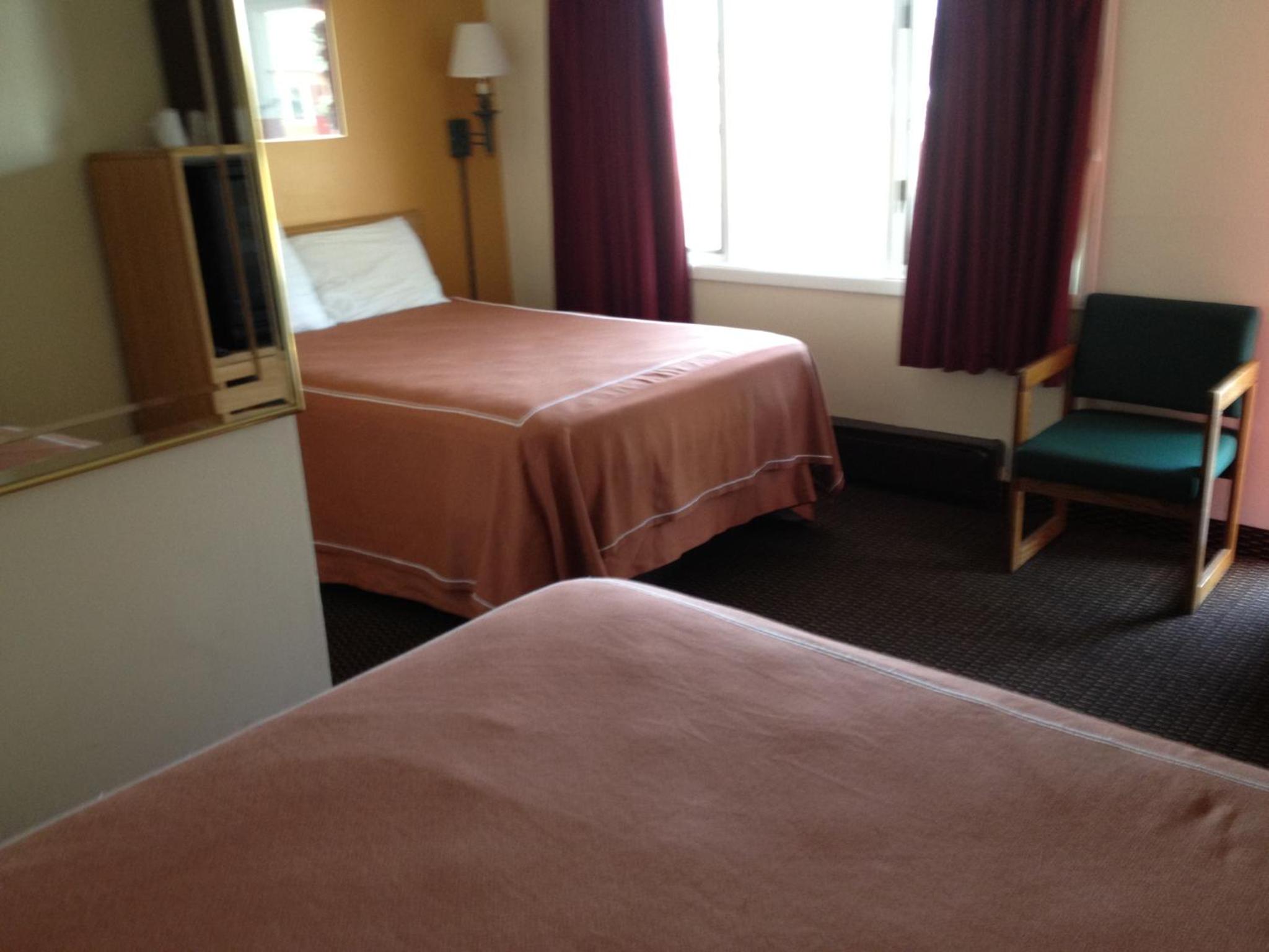 Room with Two Double Beds - Non-Smoking - Photo 1