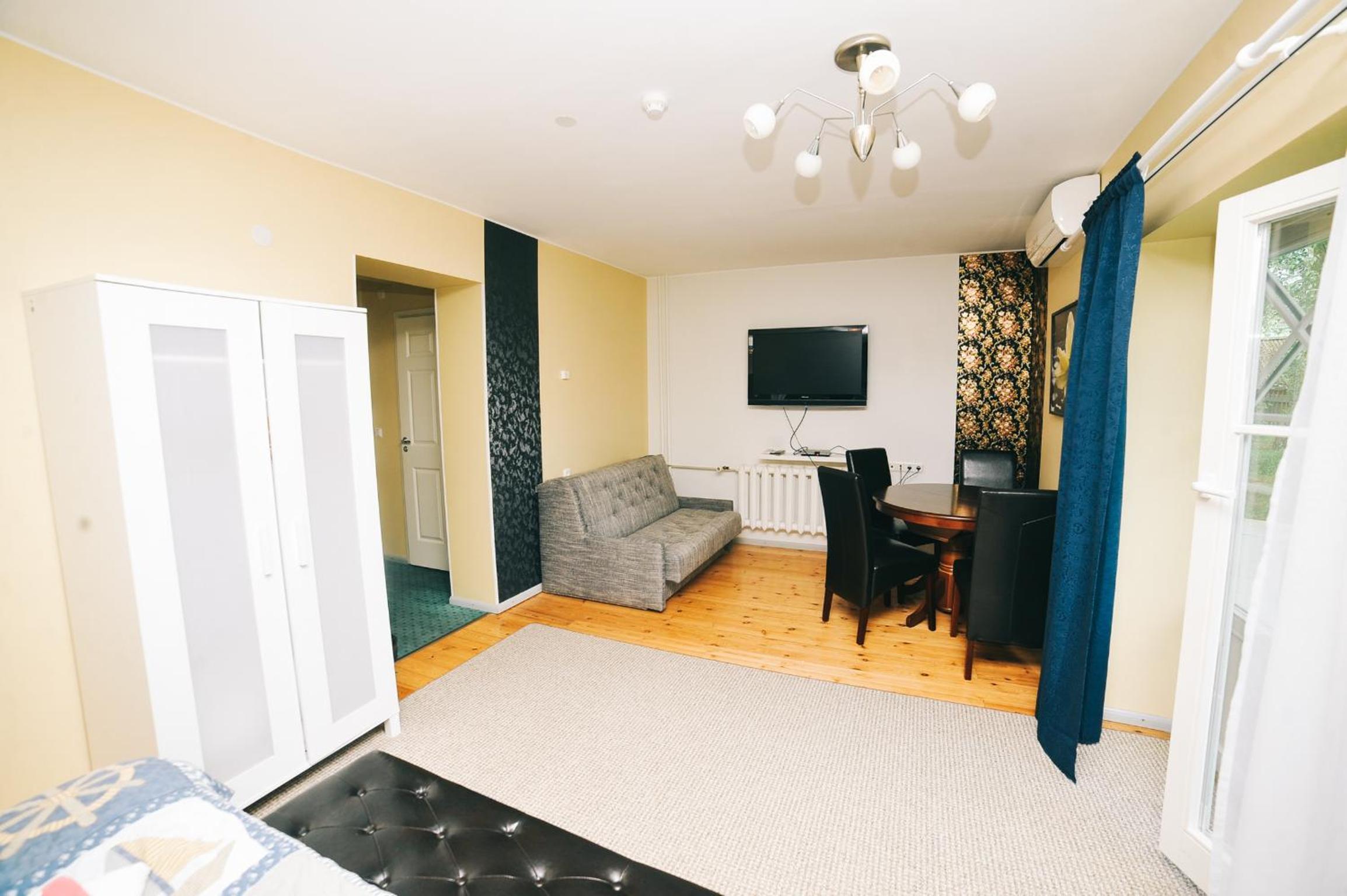 Villa photo 1