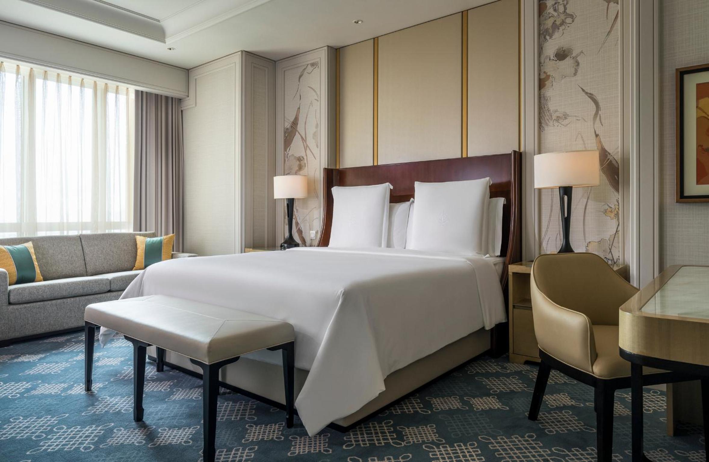 Two-Bedroom Royal Suite with Two King Beds