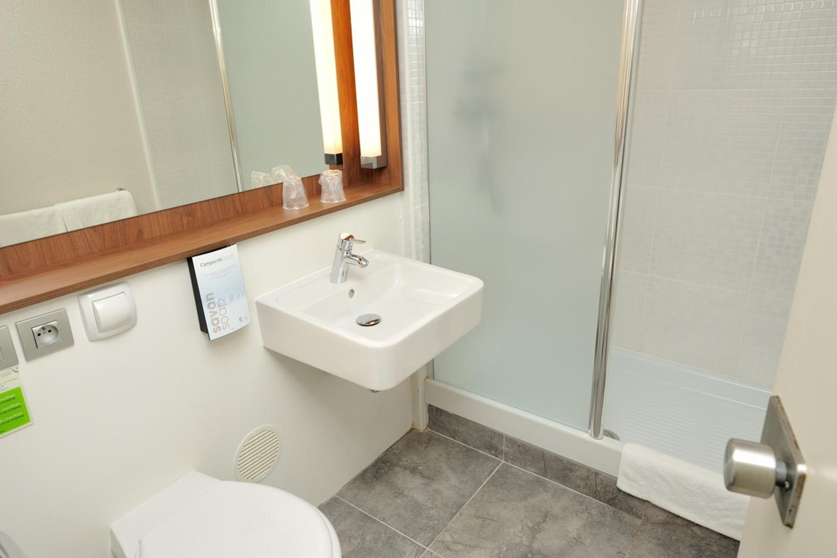Double Room - Photo 6