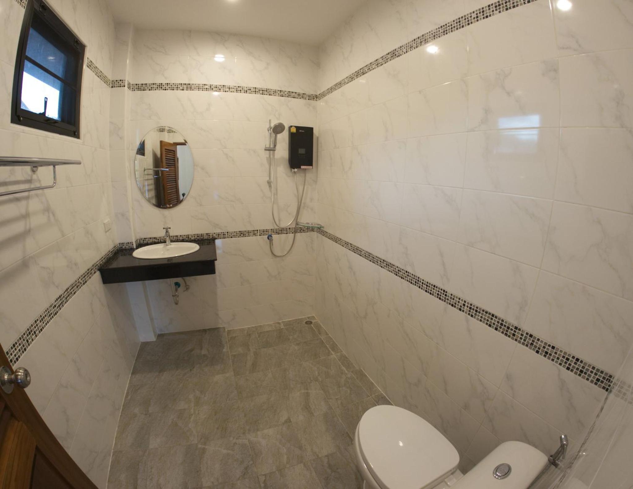 Two-Bedroom House photo 3