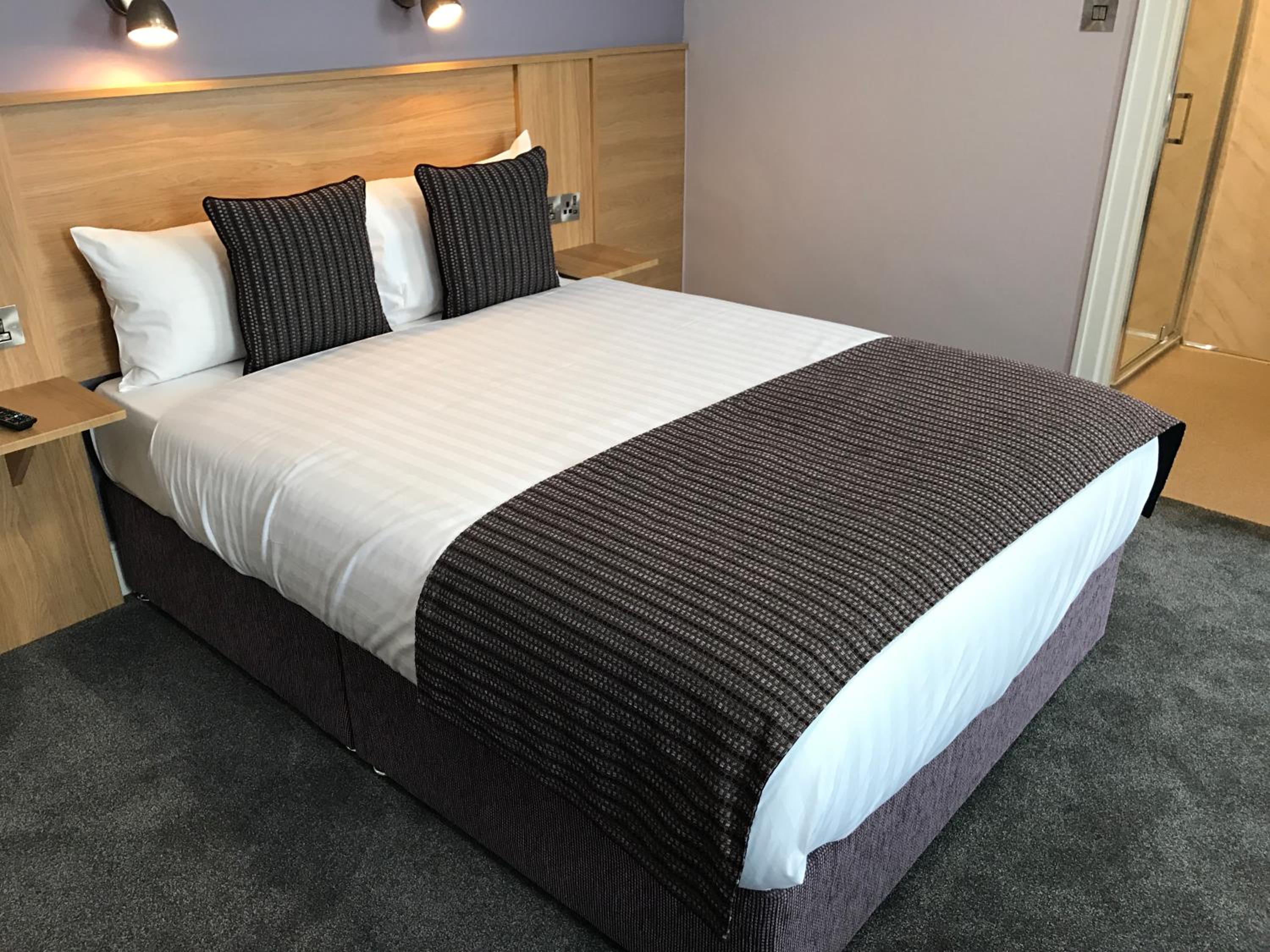 Double Room with Private Bathroom photo 2
