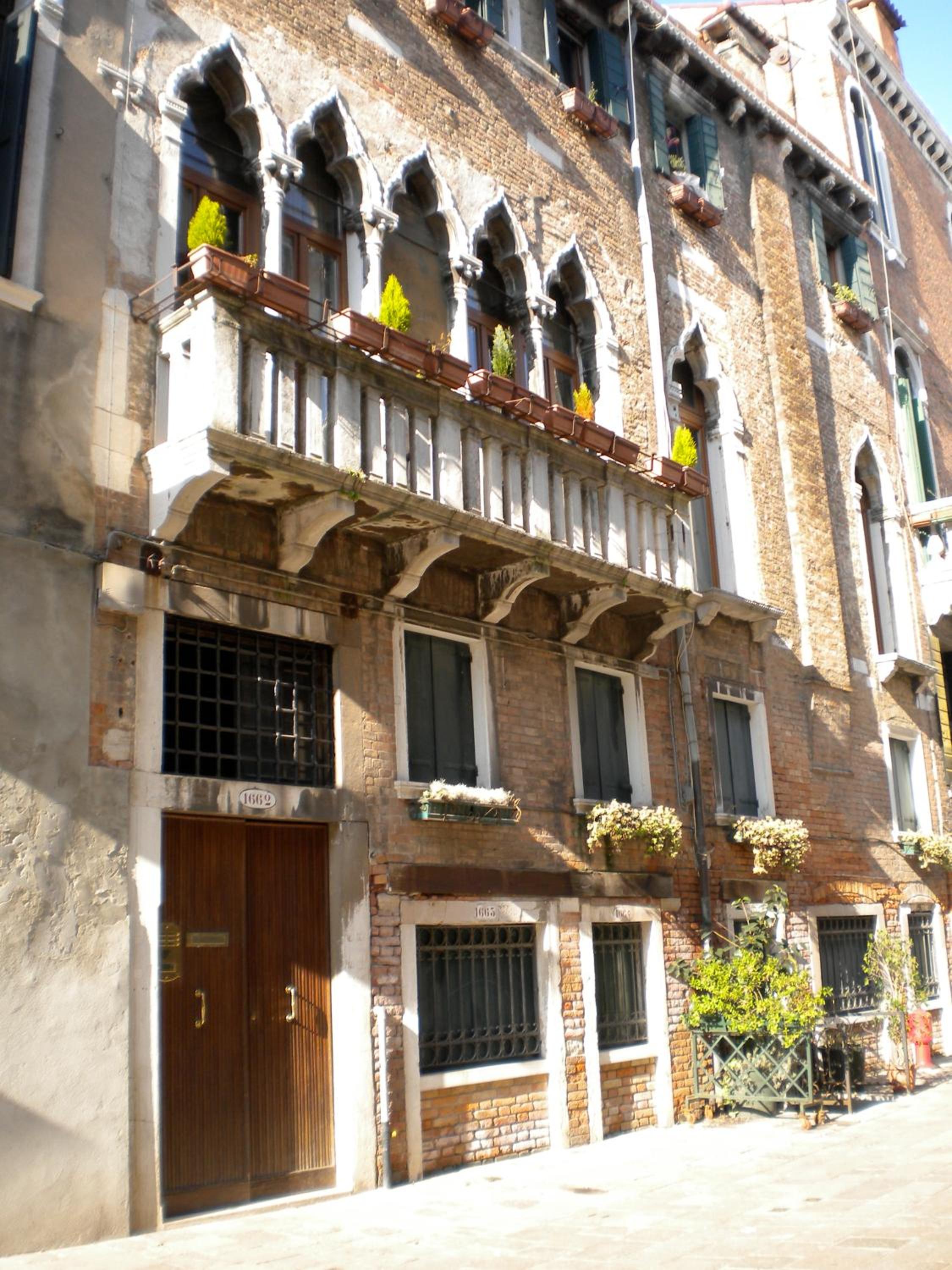 Ca' Cortigiane One-Bedroom Apartment - Split Level photo 2