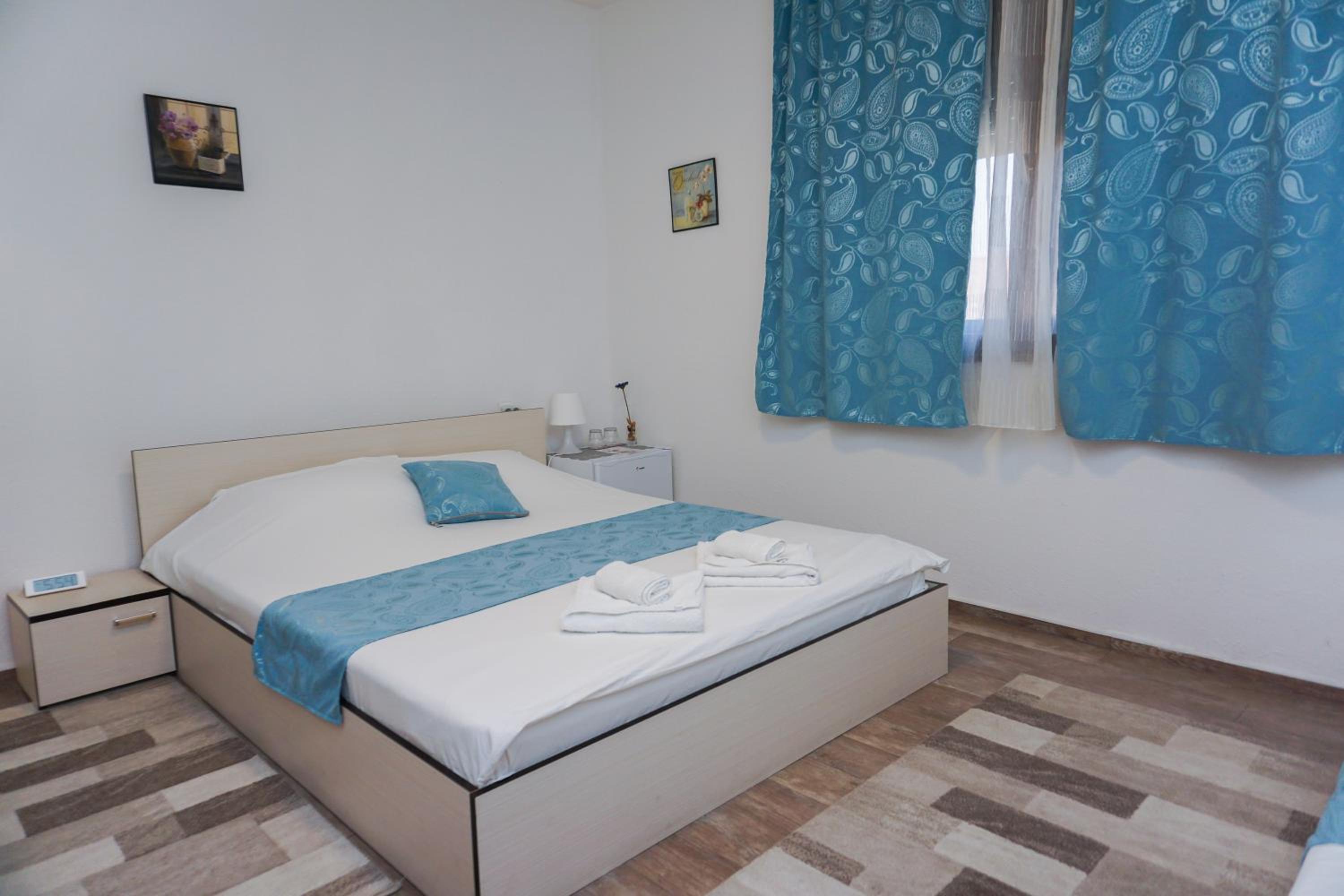 Budget Triple Room photo 2
