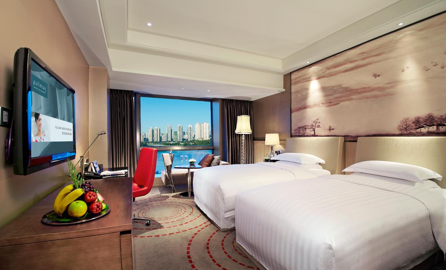 Superior Twin Room with Lake View - Photo 1