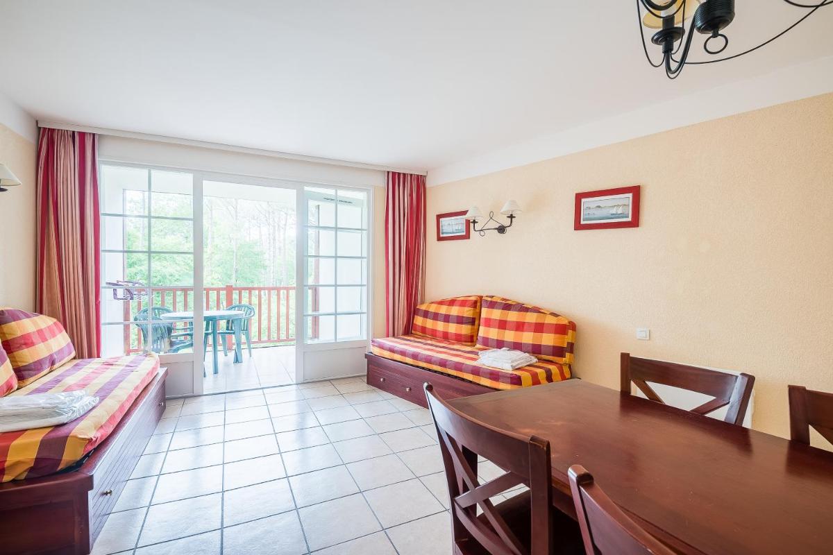 Comfort One-Bedroom Apartment (5 People) photo 2
