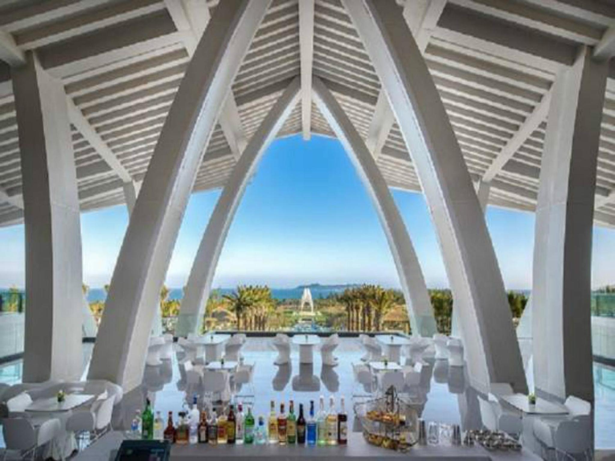180 Degree Grand Ocean View Room photo 3