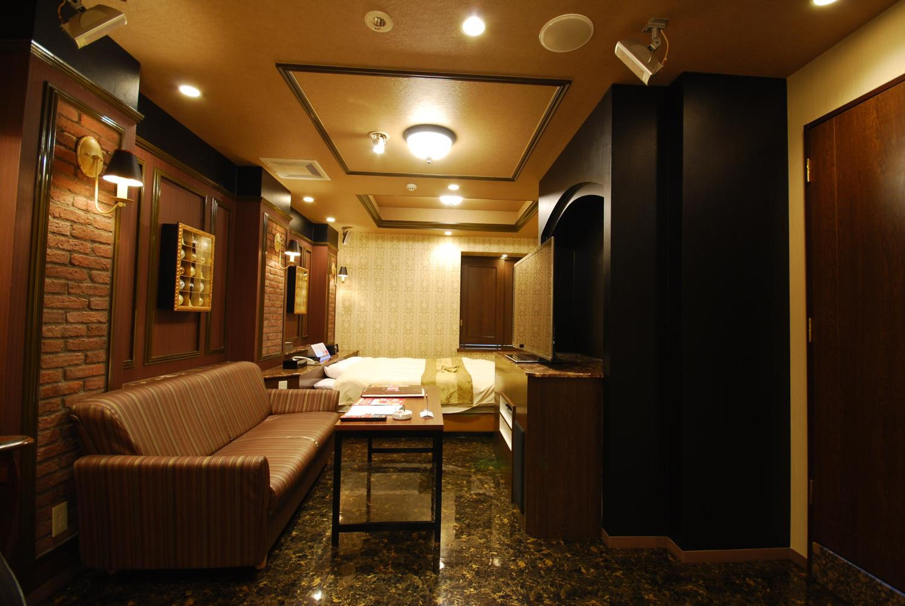 Deluxe King Room - Photo 2