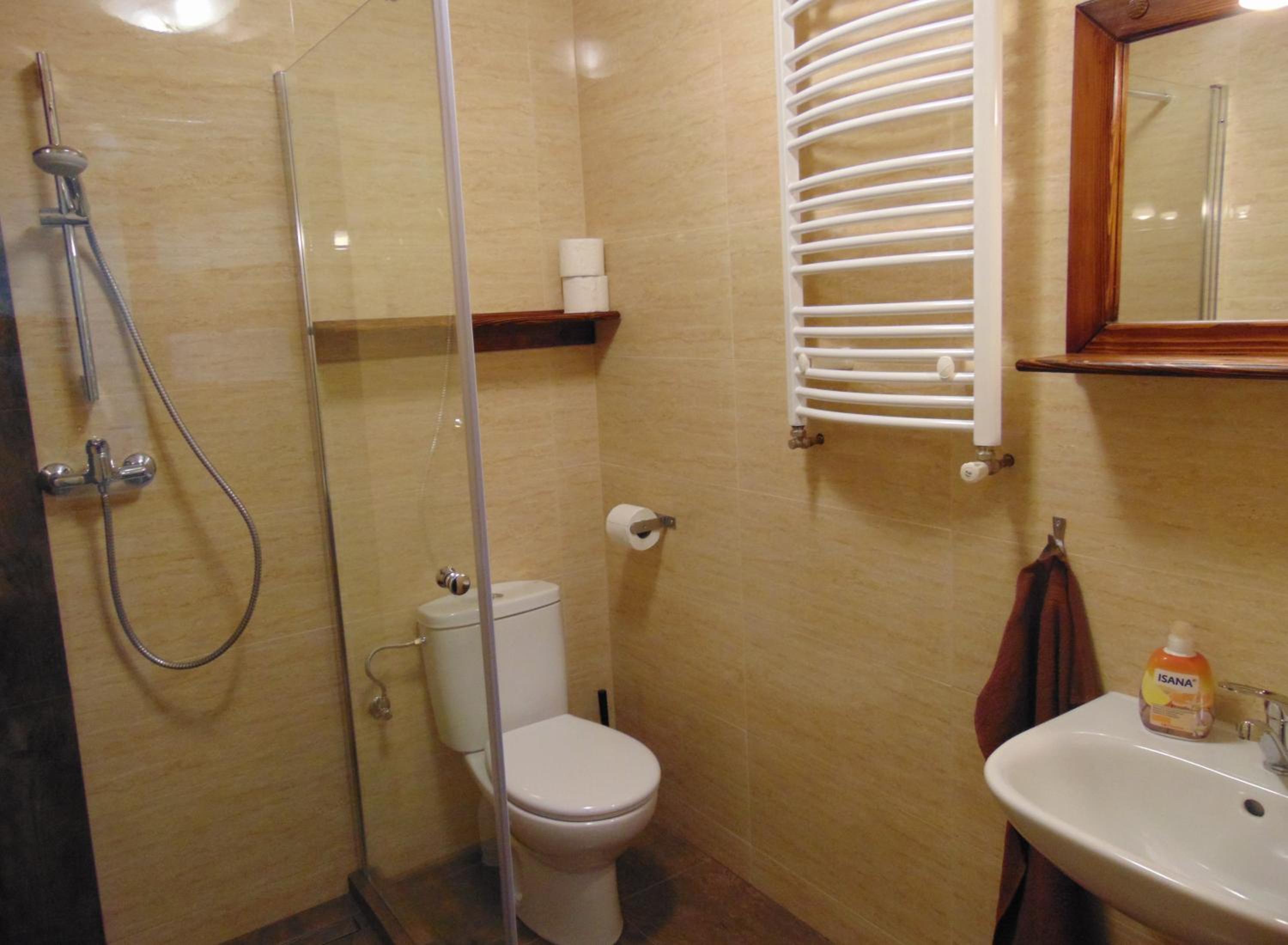 Suite with Balcony - Photo 14
