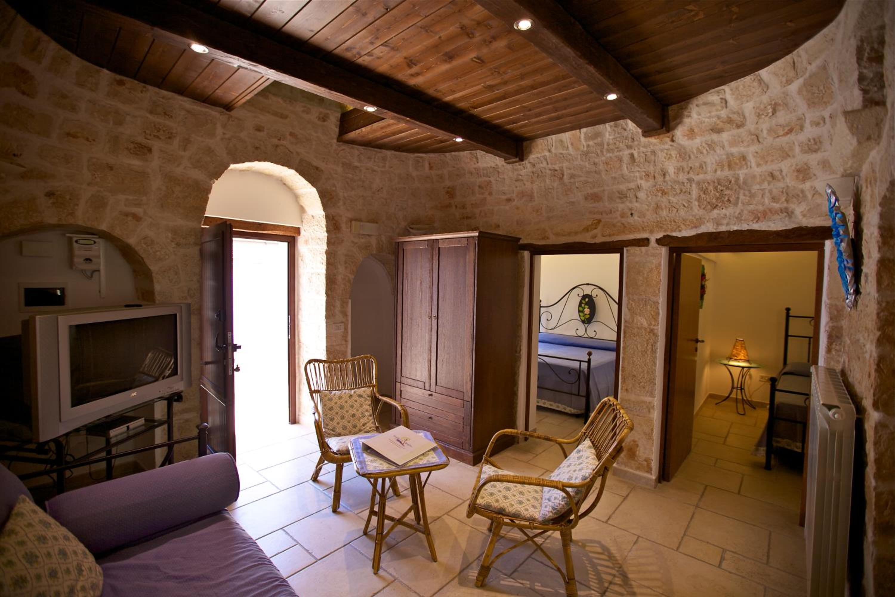 Superior Trullo (4 people) - Photo 7