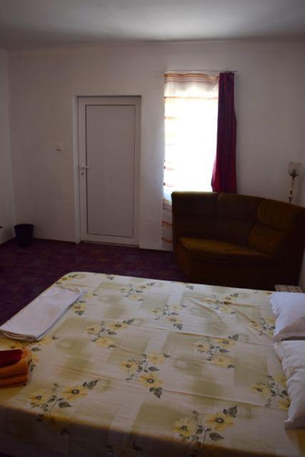 Double Room with Private Bathroom photo 3