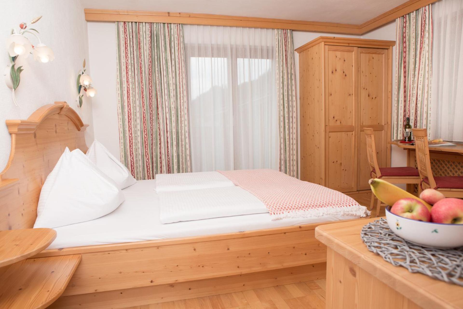 Double Room with Balcony photo 3