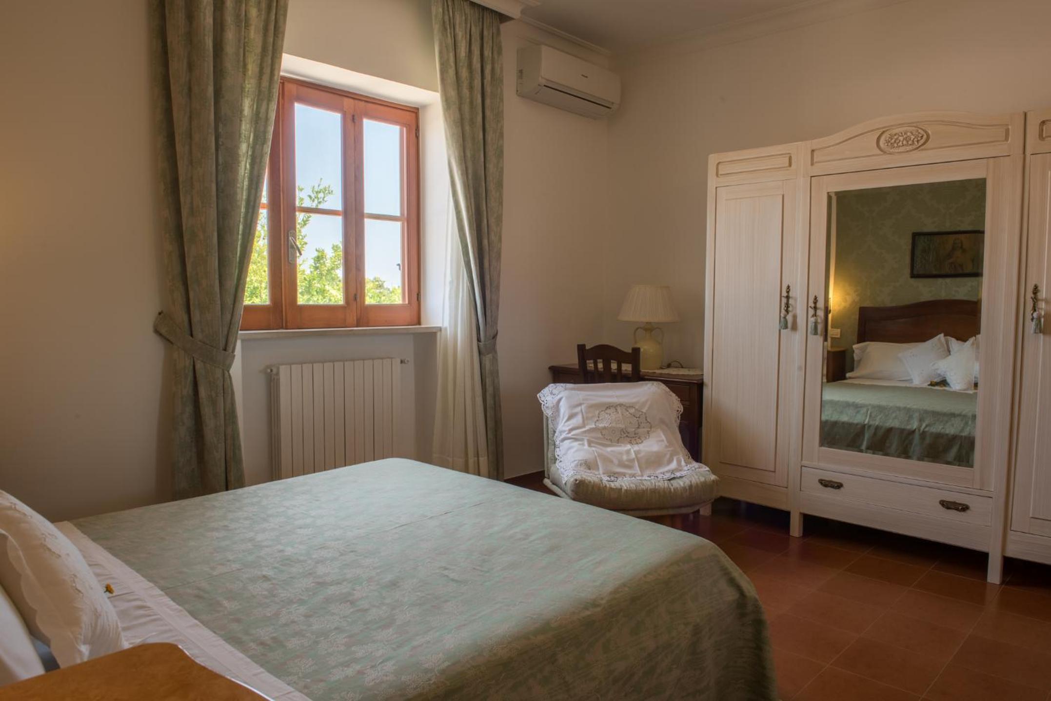 One-Bedroom Apartment (2 Adults) photo 2