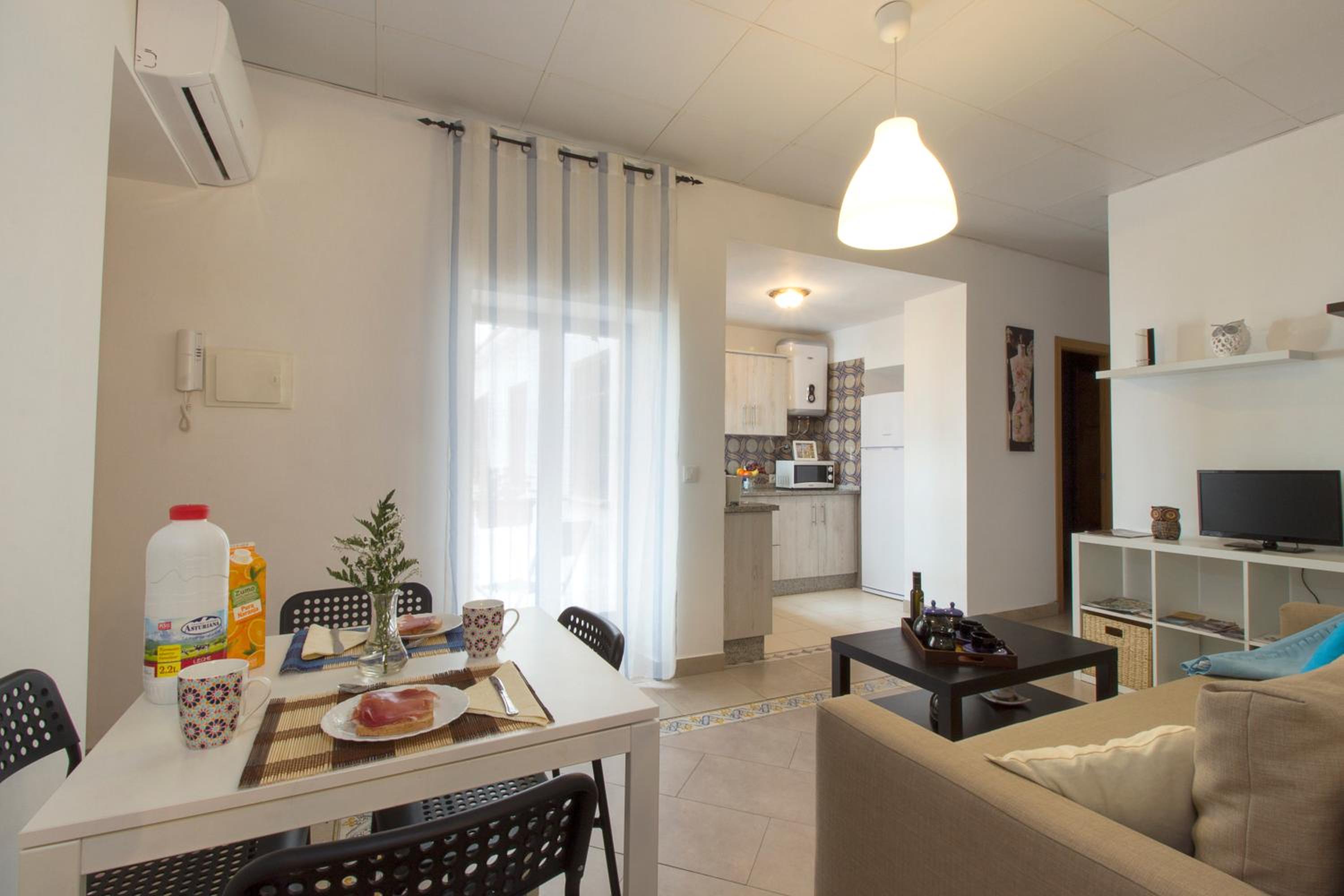 Two bedrooms Apartment with Balcony  - Photo 7