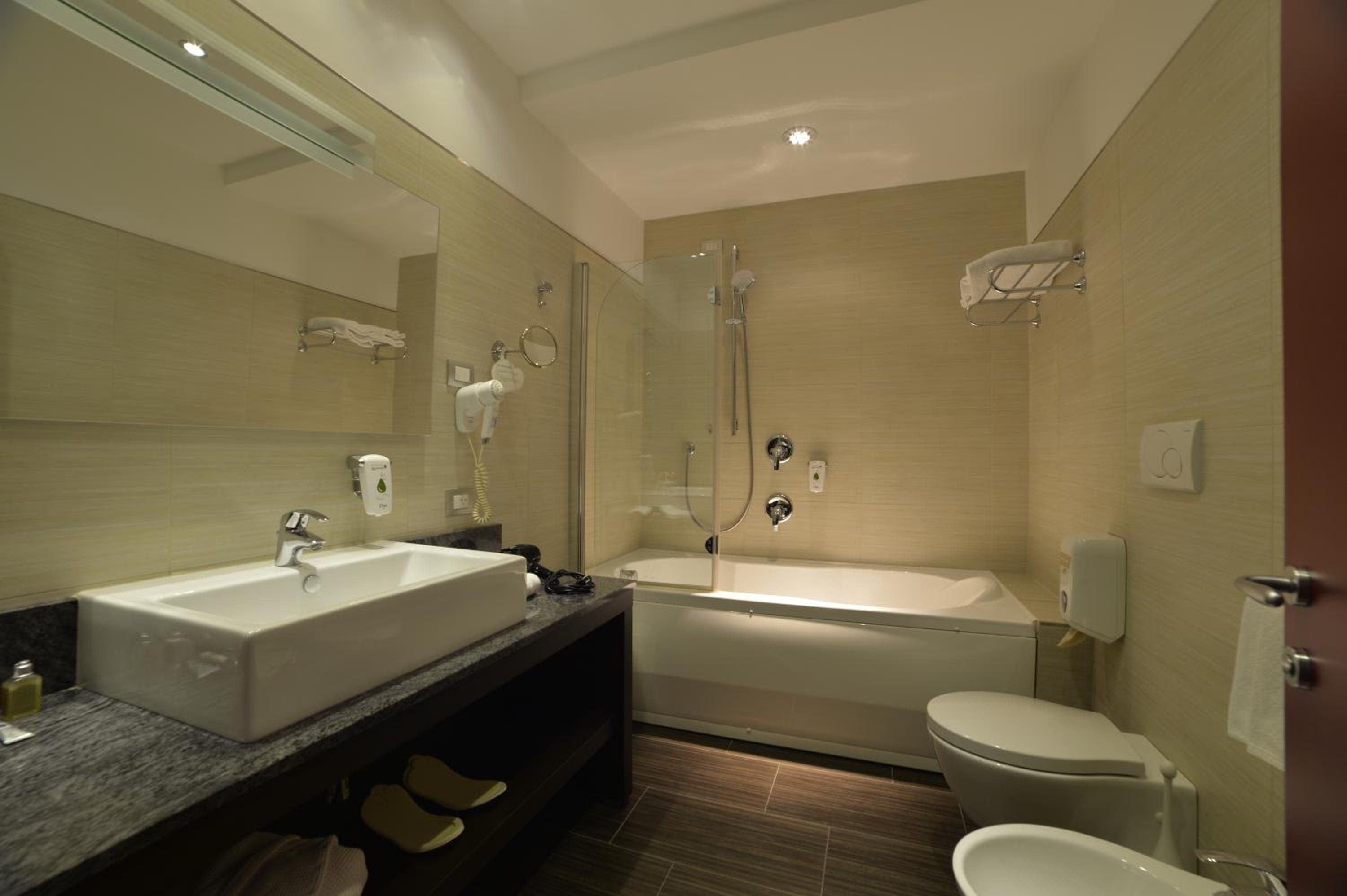 Superior Queen Room - Photo 5