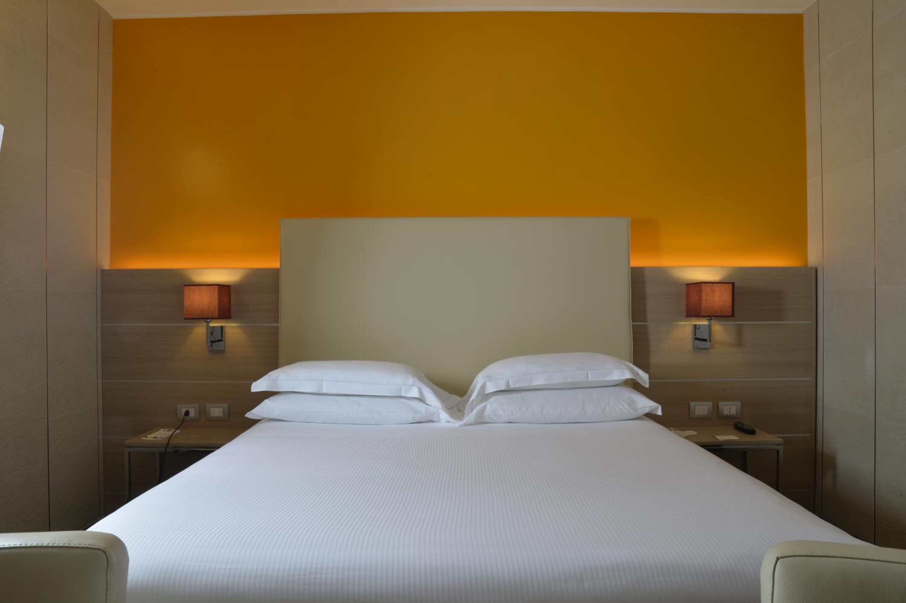 Superior Queen Room - Photo 1