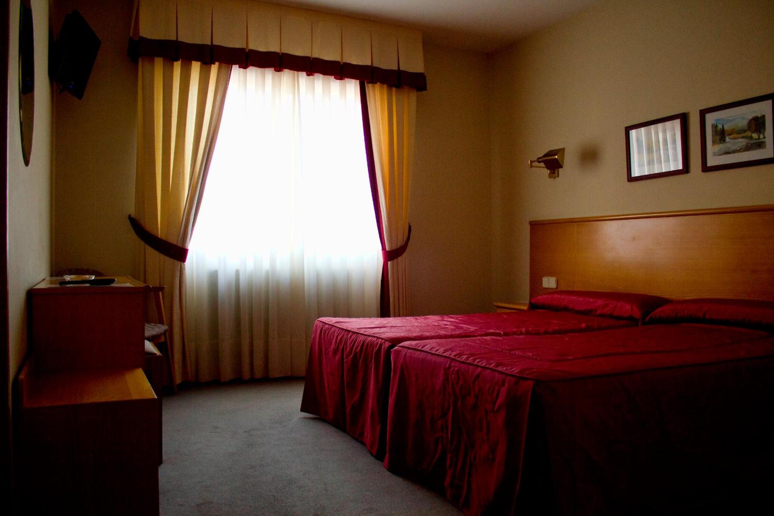 Double Room - Photo 1