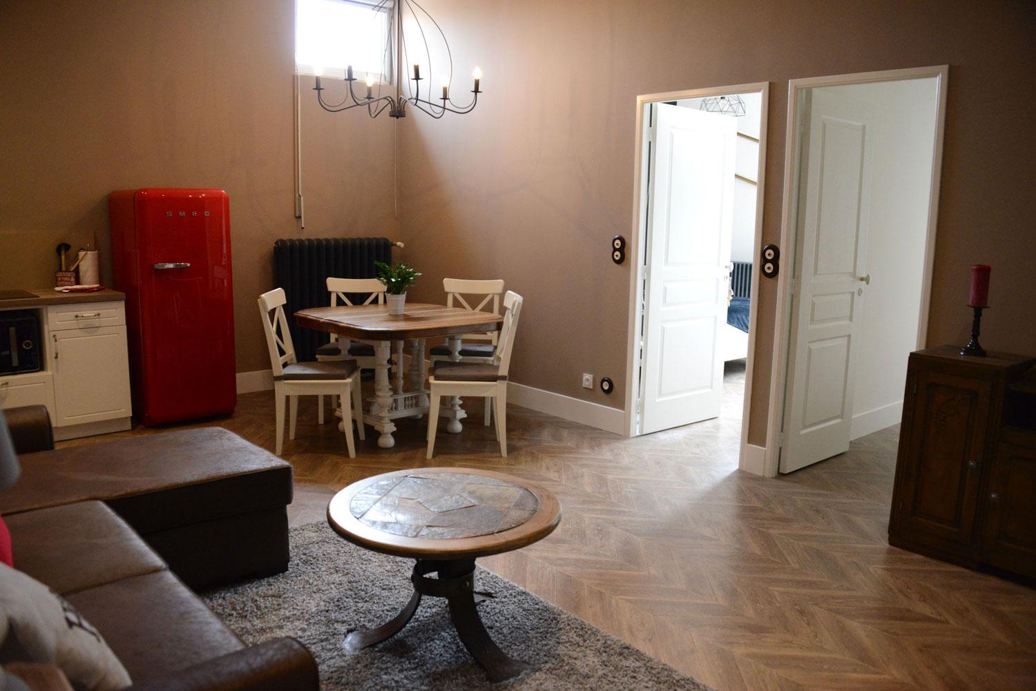 Apartment photo 3